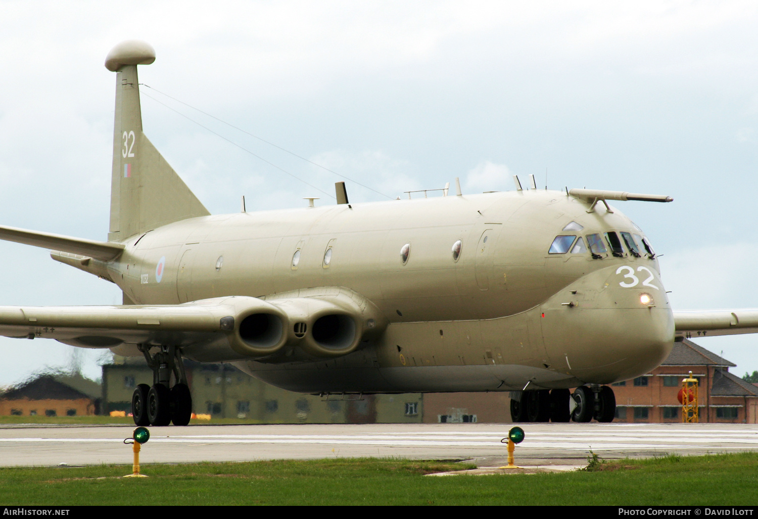 Aircraft Photo of XV232 | Hawker Siddeley HS-801 Nimrod MR.2P | UK - Air Force | AirHistory.net #388051