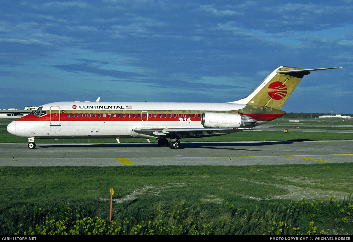 Aircraft Photo of N949L | Douglas DC-9-14 | Continental Airlines | AirHistory.net #388055