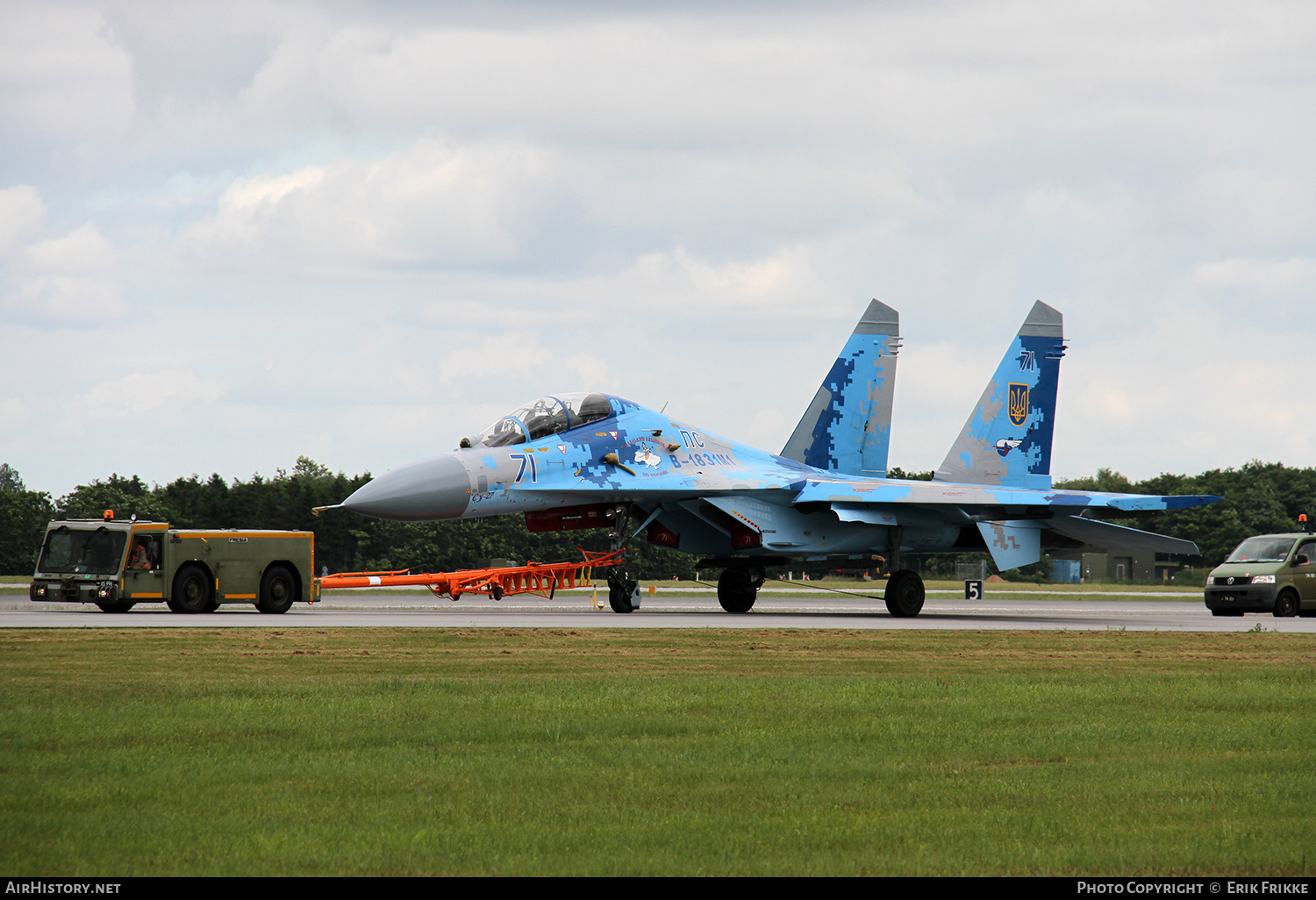 Aircraft Photo of 71 blue | Sukhoi Su-27UB1M | Ukraine - Air Force | AirHistory.net #388061