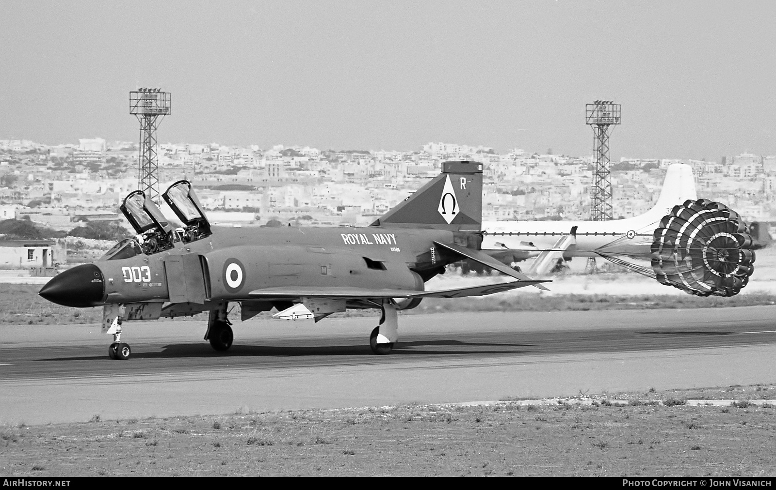 Aircraft Photo of XV568 | McDonnell Douglas F-4K Phantom FG1 | UK - Navy | AirHistory.net #388114