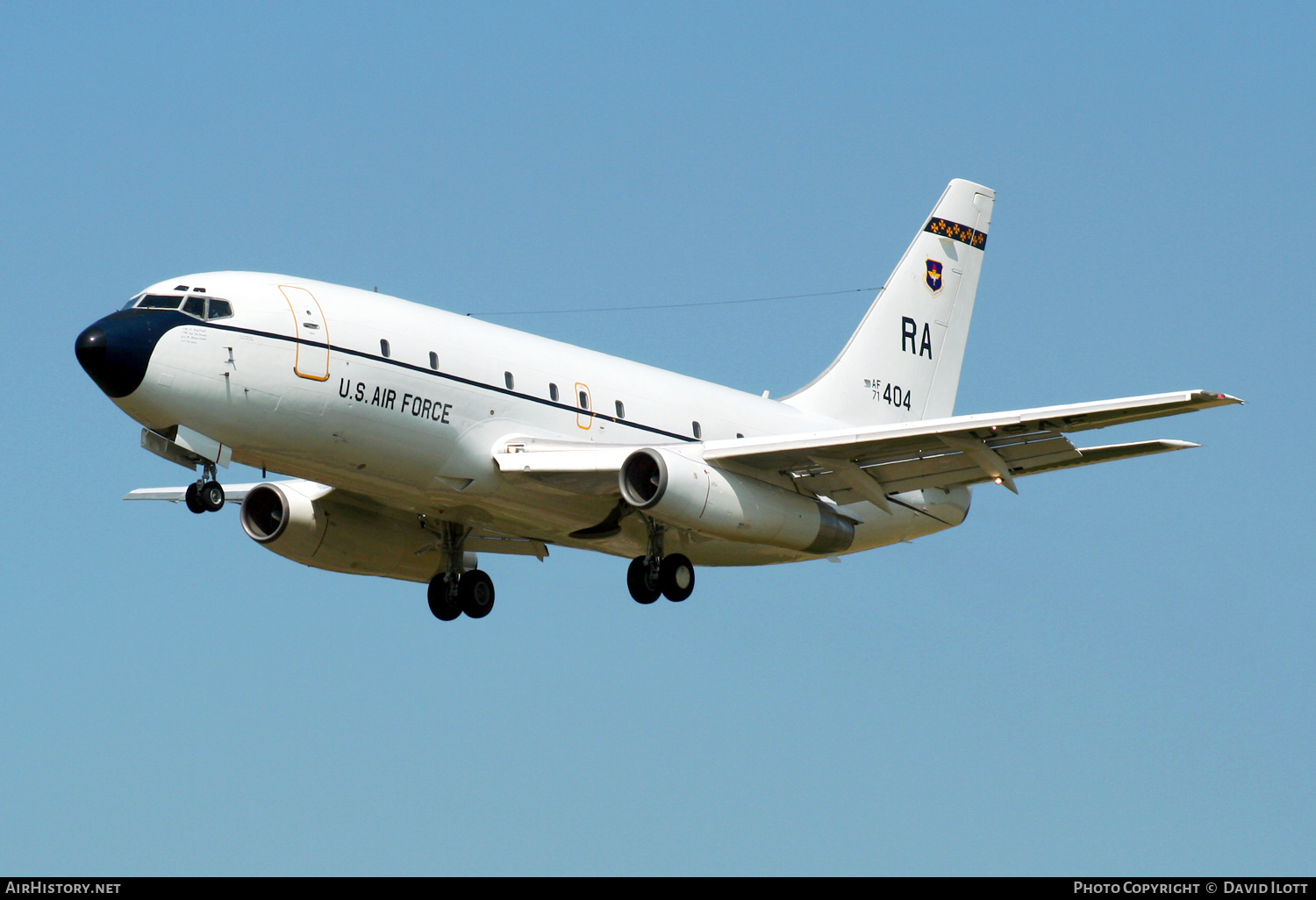 Aircraft Photo of 71-1404 / AF71-404 | Boeing T-43A (737-253/Adv) | USA - Air Force | AirHistory.net #388160