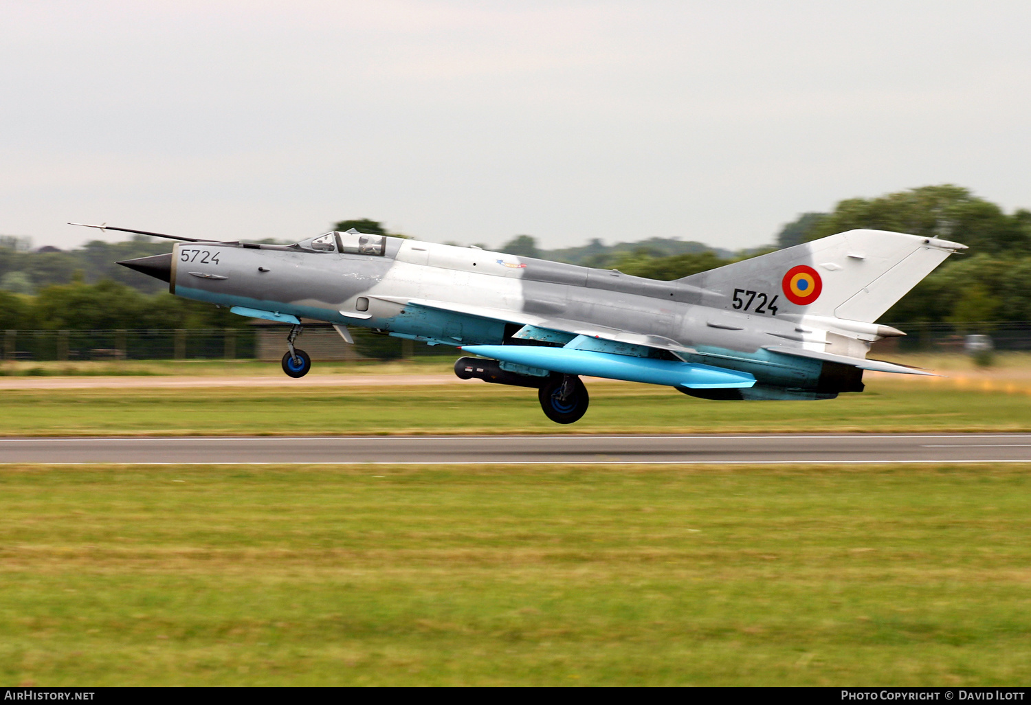 Aircraft Photo of 5724 | Mikoyan-Gurevich MiG-21MF-75 Lancer C | Romania - Air Force | AirHistory.net #388166