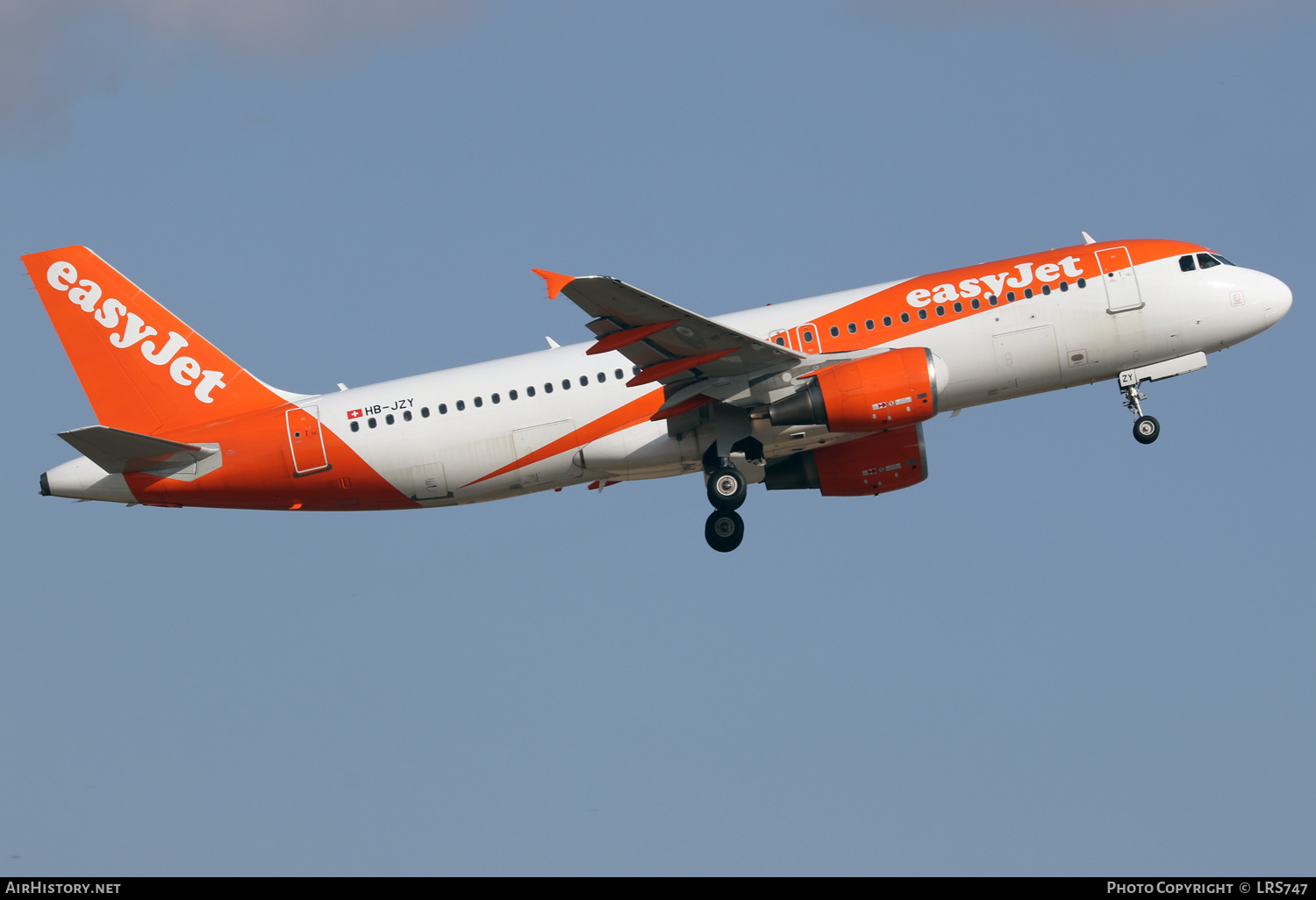 Aircraft Photo of HB-JZY | Airbus A320-214 | EasyJet | AirHistory.net #388210
