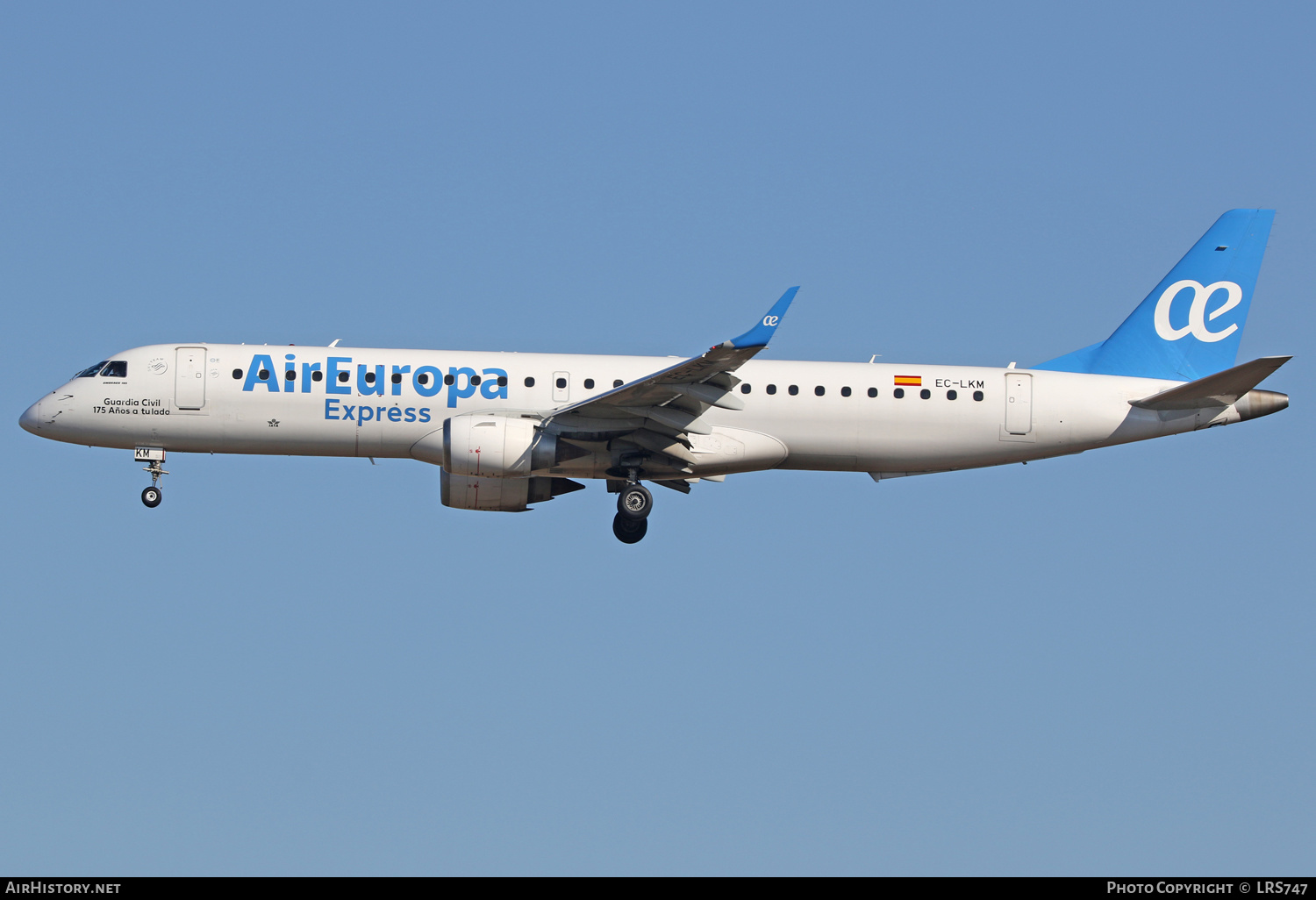Aircraft Photo of EC-LKM | Embraer 195LR (ERJ-190-200LR) | Air Europa Express | AirHistory.net #388235