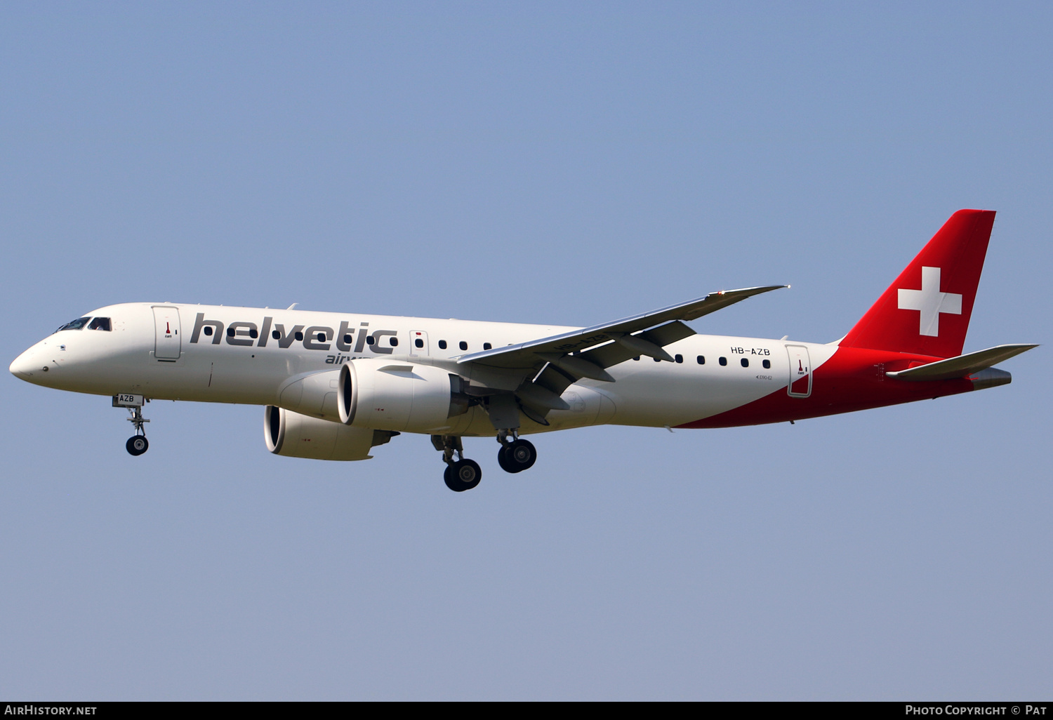 Aircraft Photo of HB-AZB | Embraer 190-E2 (ERJ-190-300) | Helvetic Airways | AirHistory.net #388239