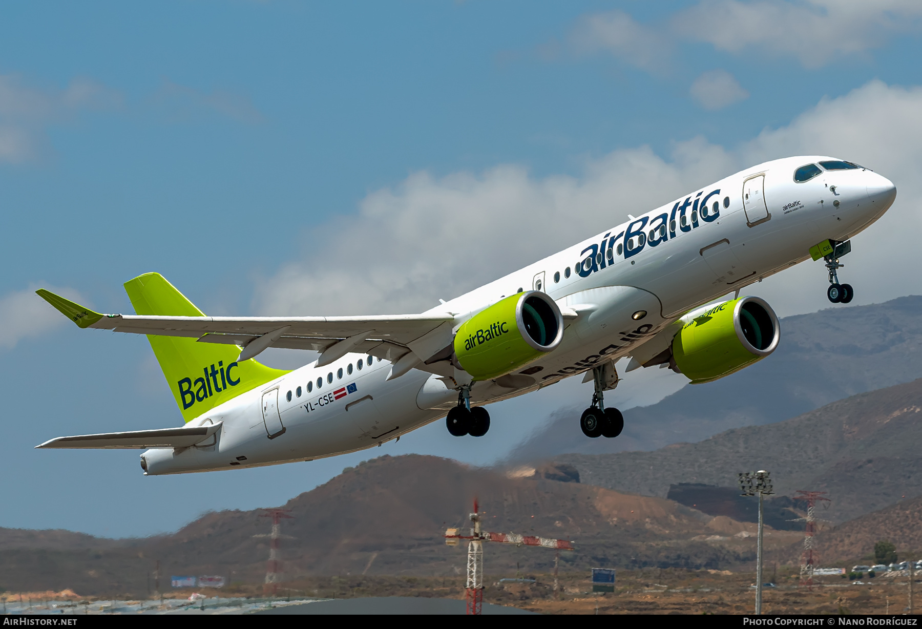 Aircraft Photo of YL-CSE | Airbus A220-371 (BD-500-1A11) | AirBaltic | AirHistory.net #388291