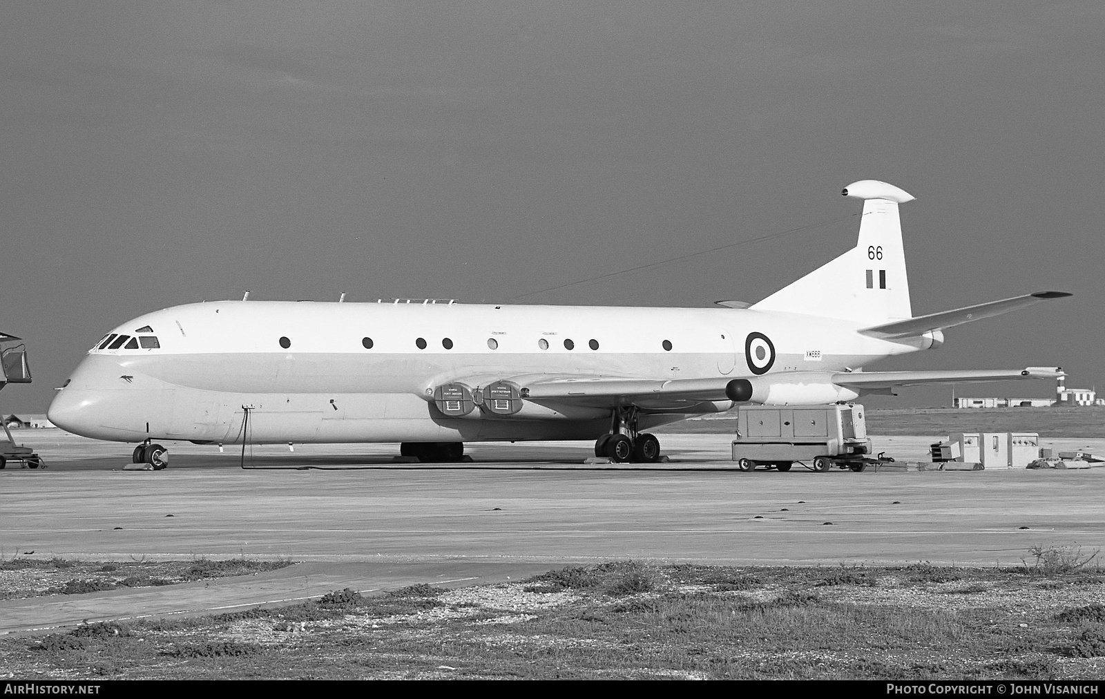 Aircraft Photo of XW666 | Hawker Siddeley HS-801 Nimrod R.1 | UK - Air Force | AirHistory.net #388357