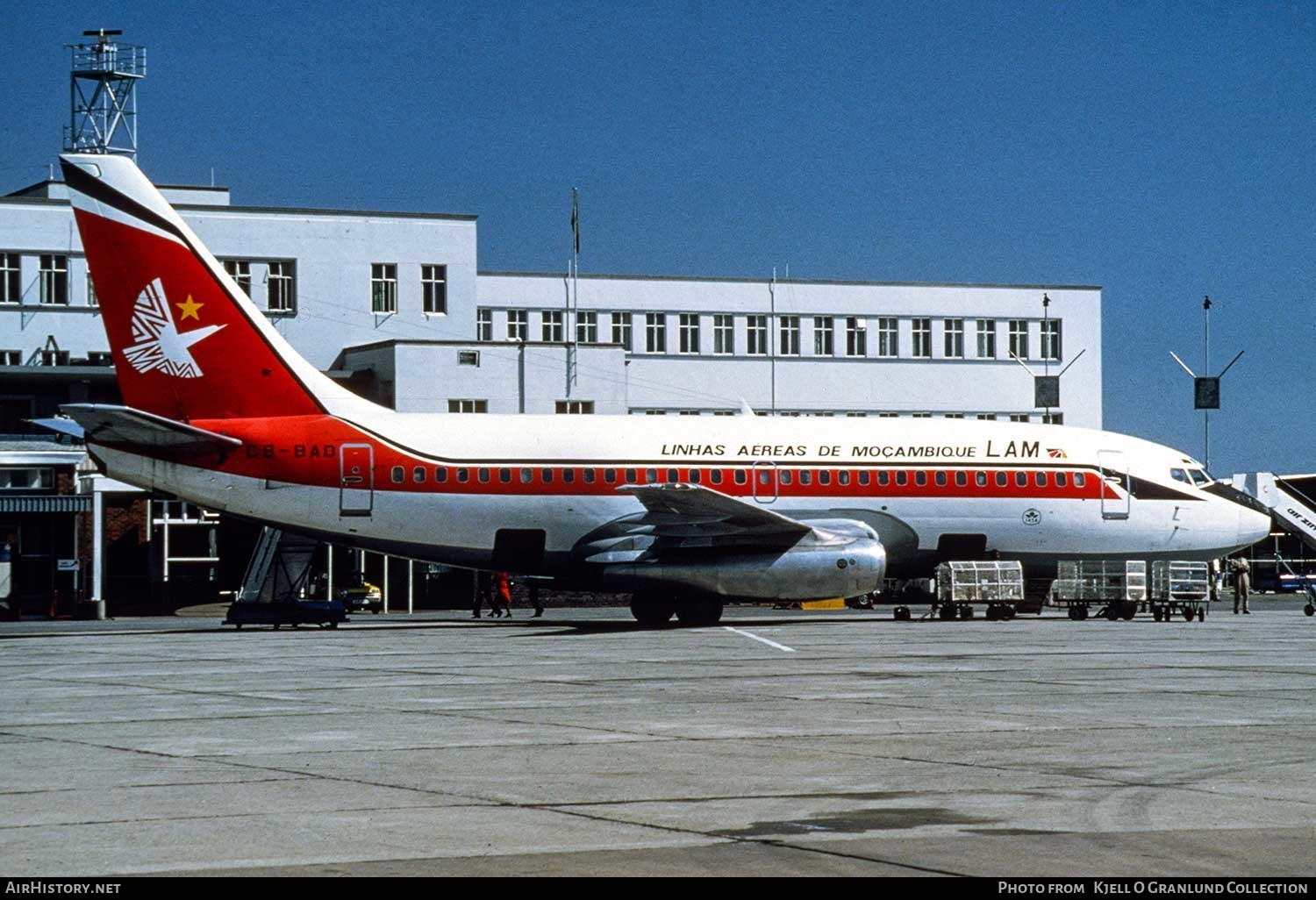 Aircraft Photo of C9-BAD | Boeing 737-2B1 | LAM - Linhas Aéreas de Moçambique | AirHistory.net #388369