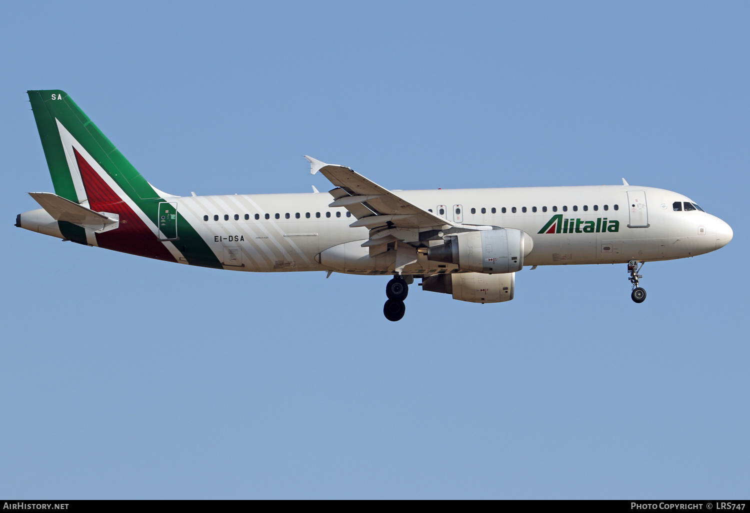 Aircraft Photo of EI-DSA | Airbus A320-216 | Alitalia | AirHistory.net #388378