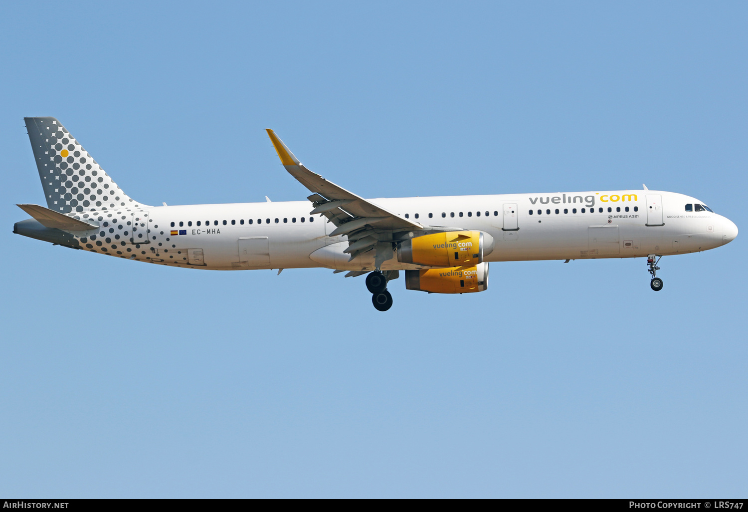 Aircraft Photo of EC-MHA | Airbus A321-231 | Vueling Airlines | AirHistory.net #388401