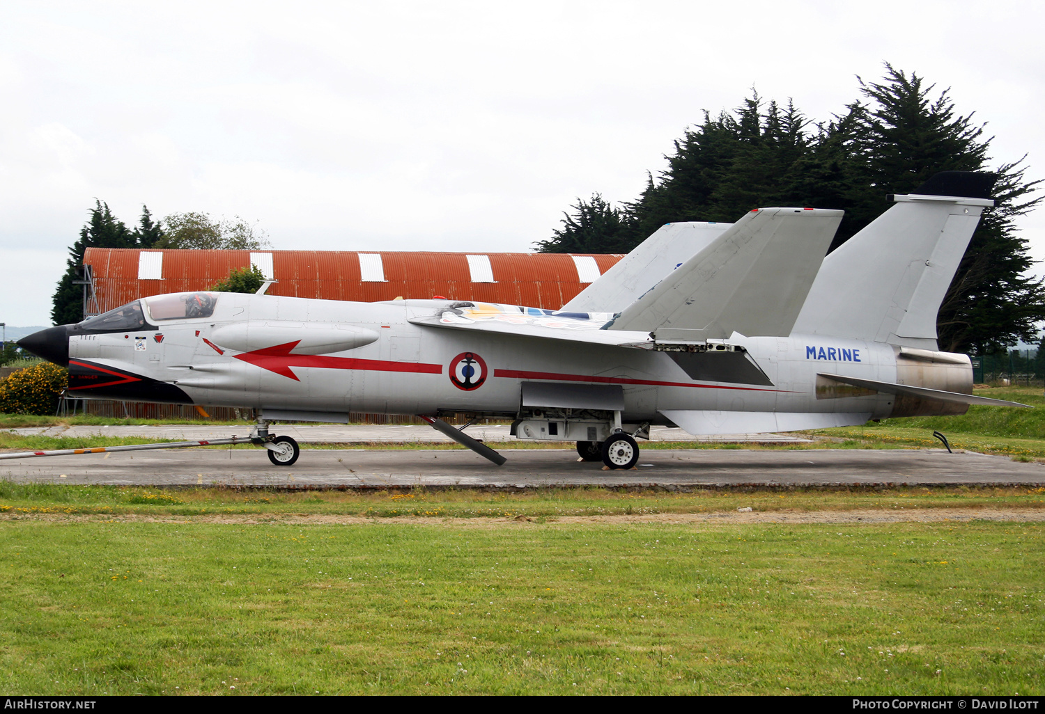 Aircraft Photo of 11 | Vought F-8P Crusader | France - Navy | AirHistory.net #388410