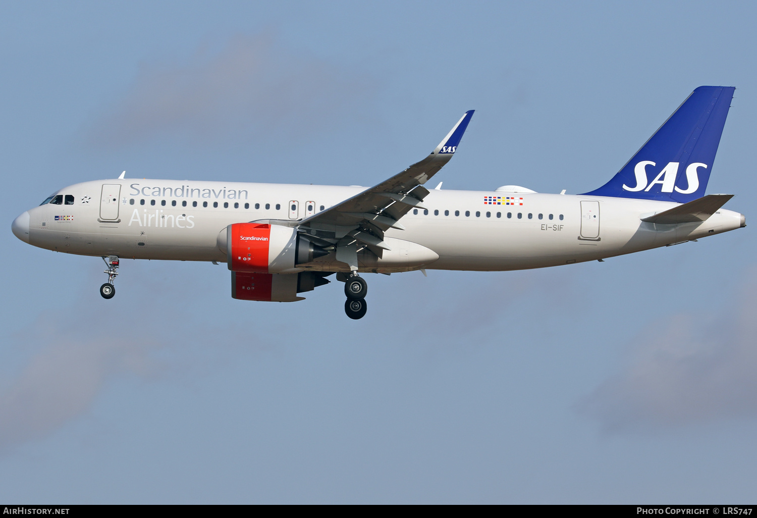 Aircraft Photo of EI-SIF | Airbus A320-251N | Scandinavian Airlines - SAS | AirHistory.net #388472