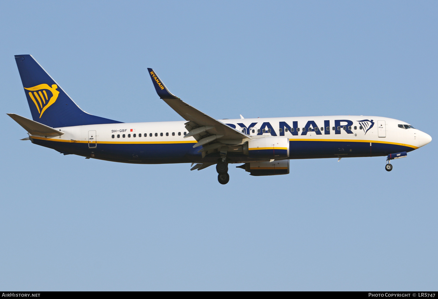 Aircraft Photo of 9H-QBF | Boeing 737-800 | Ryanair | AirHistory.net #388494