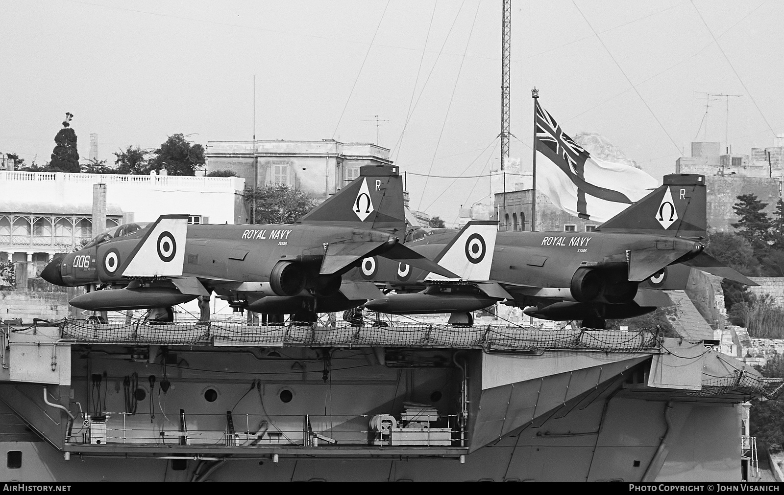 Aircraft Photo of XV589 | McDonnell Douglas F-4K Phantom FG1 | UK - Navy | AirHistory.net #388646