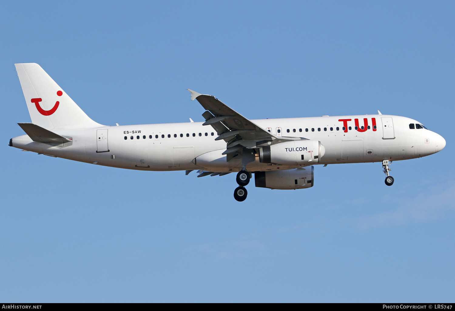Aircraft Photo of ES-SAW | Airbus A320-232 | TUI | AirHistory.net #388704