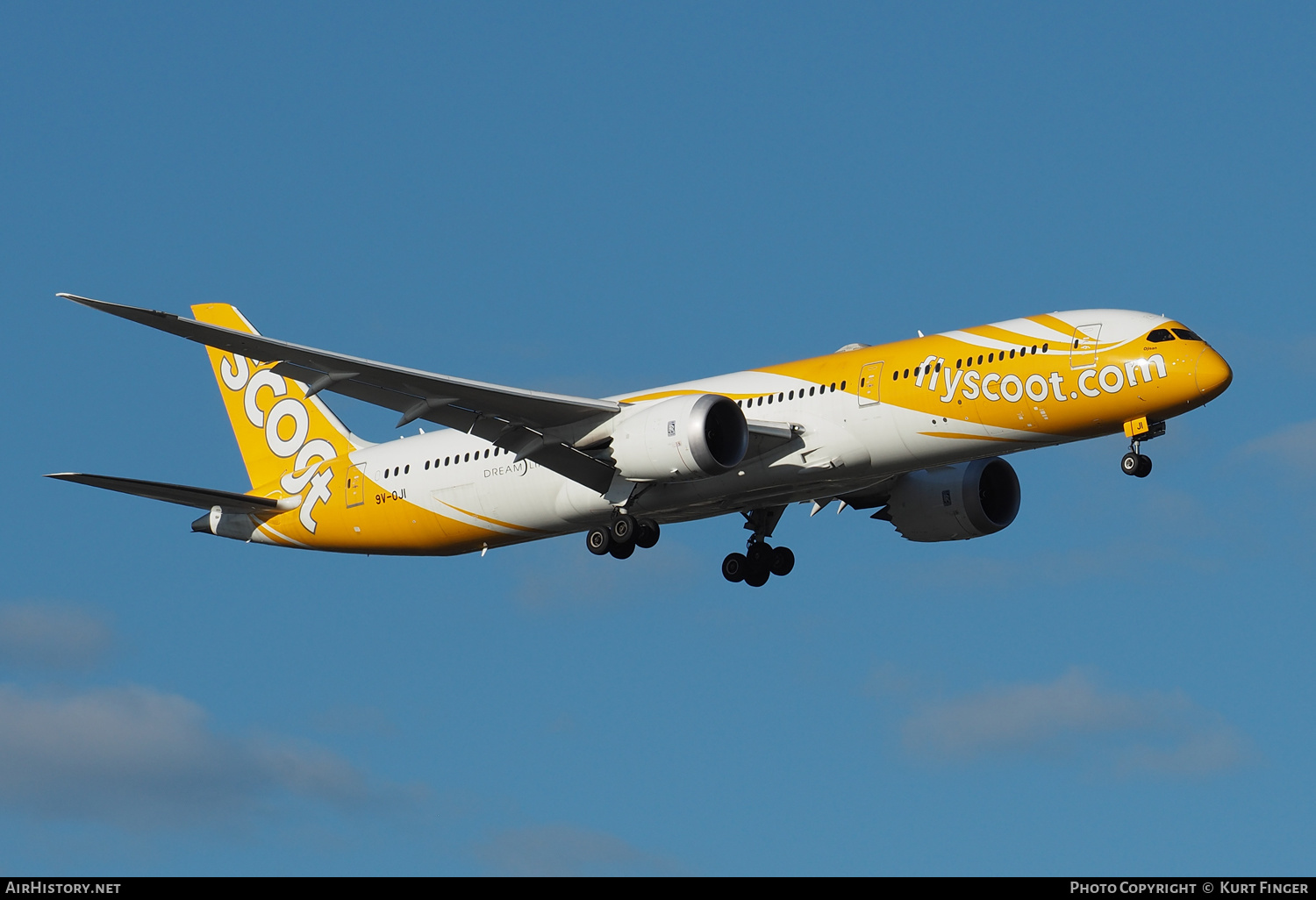 Aircraft Photo of 9V-OJI | Boeing 787-9 Dreamliner | Scoot | AirHistory.net #388741