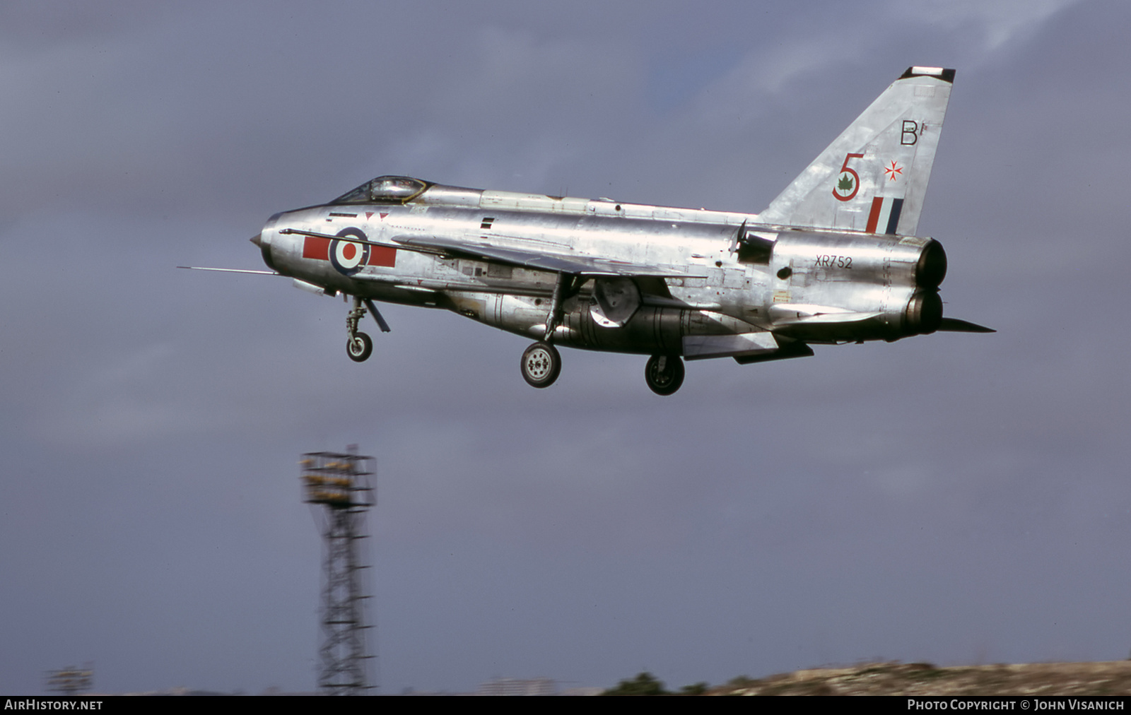 Aircraft Photo of XR752 | English Electric Lightning F6 | UK - Air Force | AirHistory.net #388888