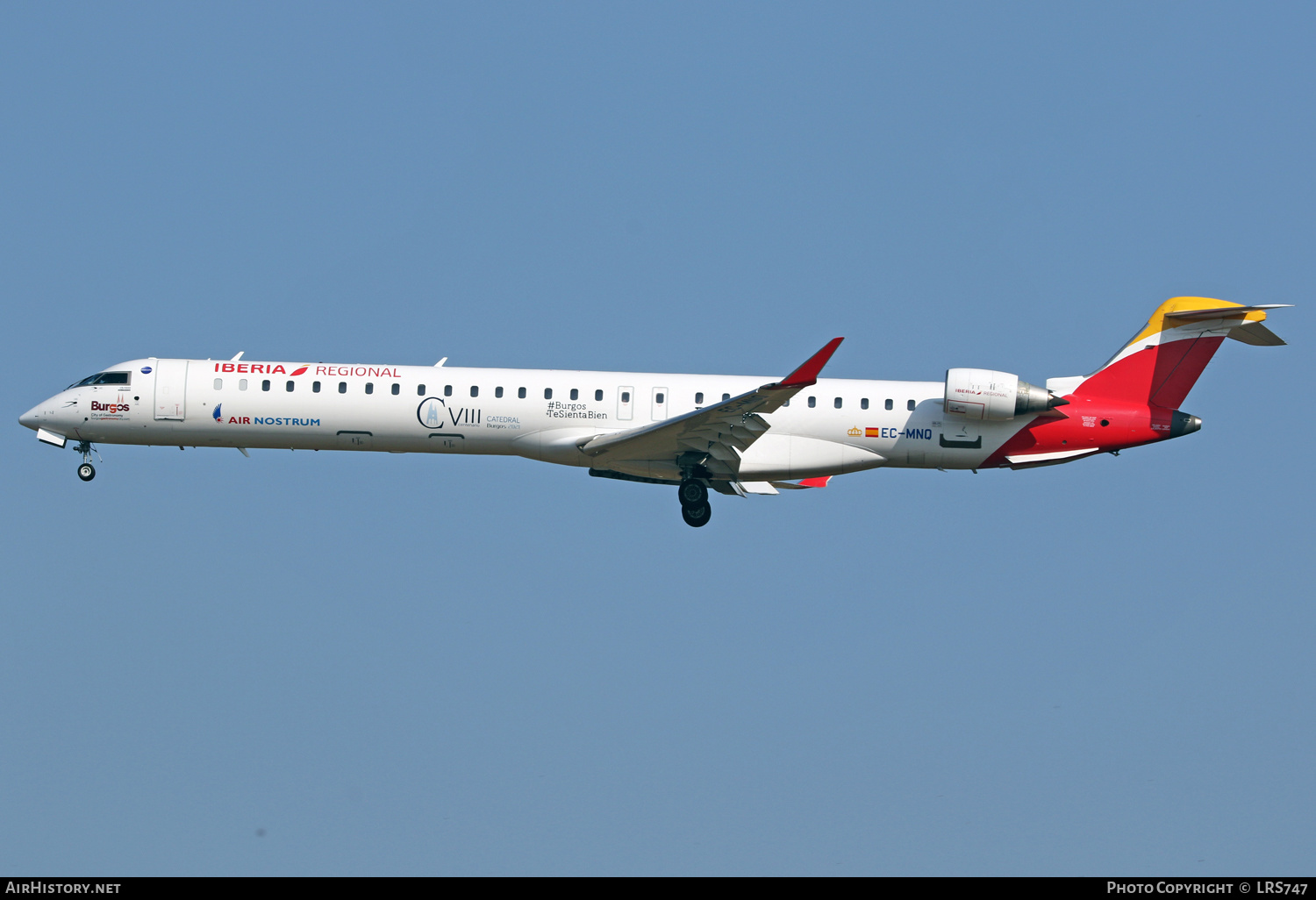 Aircraft Photo of EC-MNQ | Bombardier CRJ-1000 (CL-600-2E25) | Iberia Regional | AirHistory.net #388928