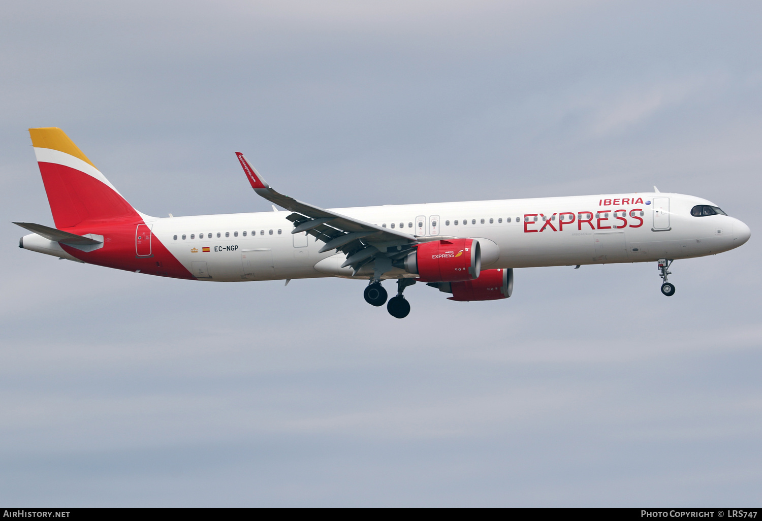 Aircraft Photo of EC-NGP | Airbus A321-251NX | Iberia Express | AirHistory.net #388940