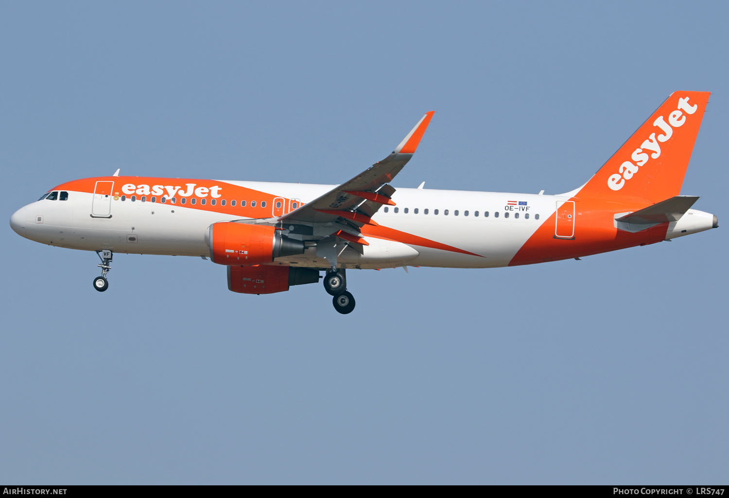 Aircraft Photo of OE-IVF | Airbus A320-214 | EasyJet | AirHistory.net #388951