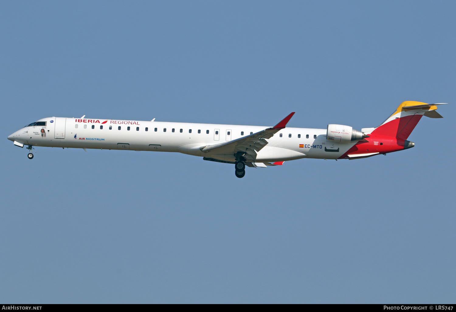 Aircraft Photo of EC-MTO | Bombardier CRJ-1000 (CL-600-2E25) | Air Nostrum | AirHistory.net #388968