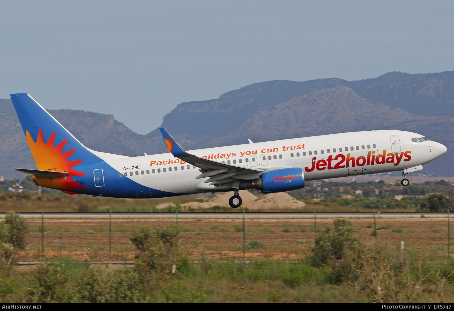 Aircraft Photo of G-JZHE | Boeing 737-8K2 | Jet2 Holidays | AirHistory.net #388984