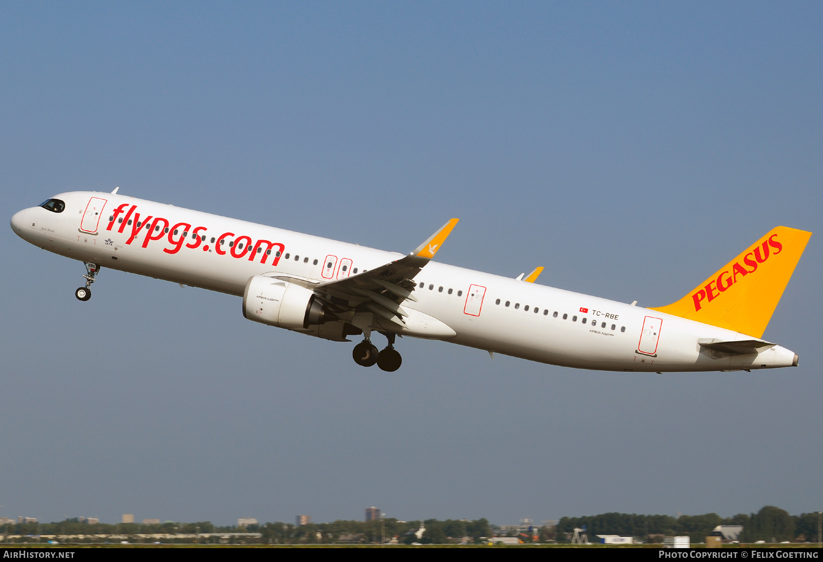 Aircraft Photo of TC-RBE | Airbus A321-251NX | Pegasus Airlines | AirHistory.net #389076