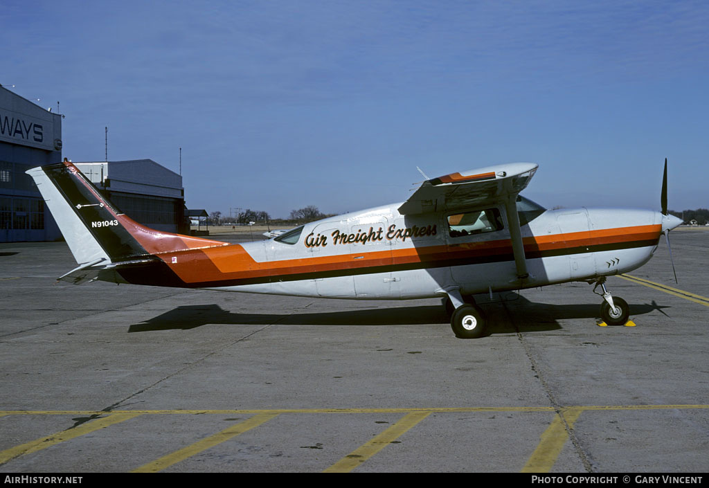 Aircraft Photo of N91043 | Cessna 207 Skywagon 207 | Air Freight Express | AirHistory.net #389127