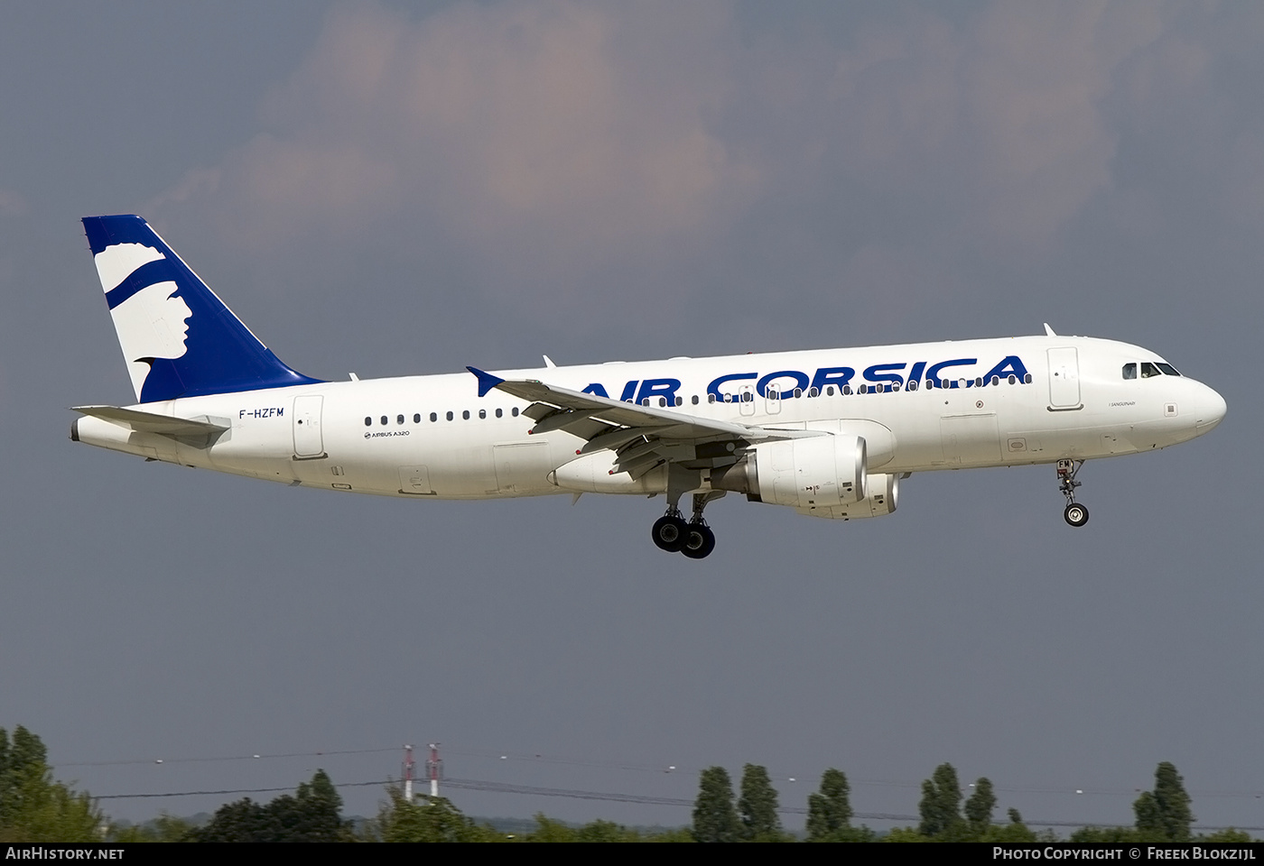 Aircraft Photo of F-HZFM | Airbus A320-216 | Air Corsica | AirHistory.net #389131