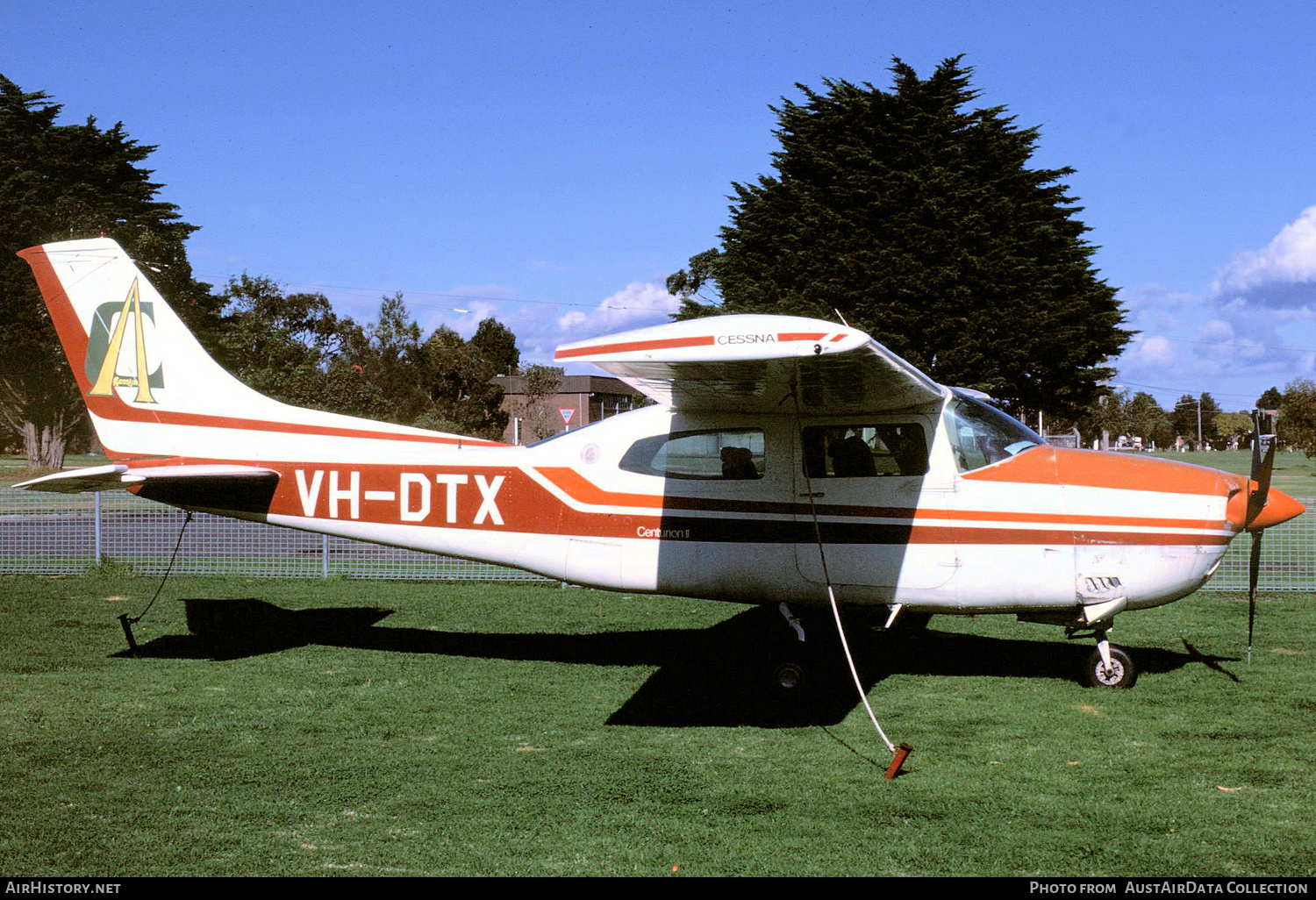 Aircraft Photo of VH-DTX | Cessna 210L Centurion | Codd Air - CA | AirHistory.net #389172