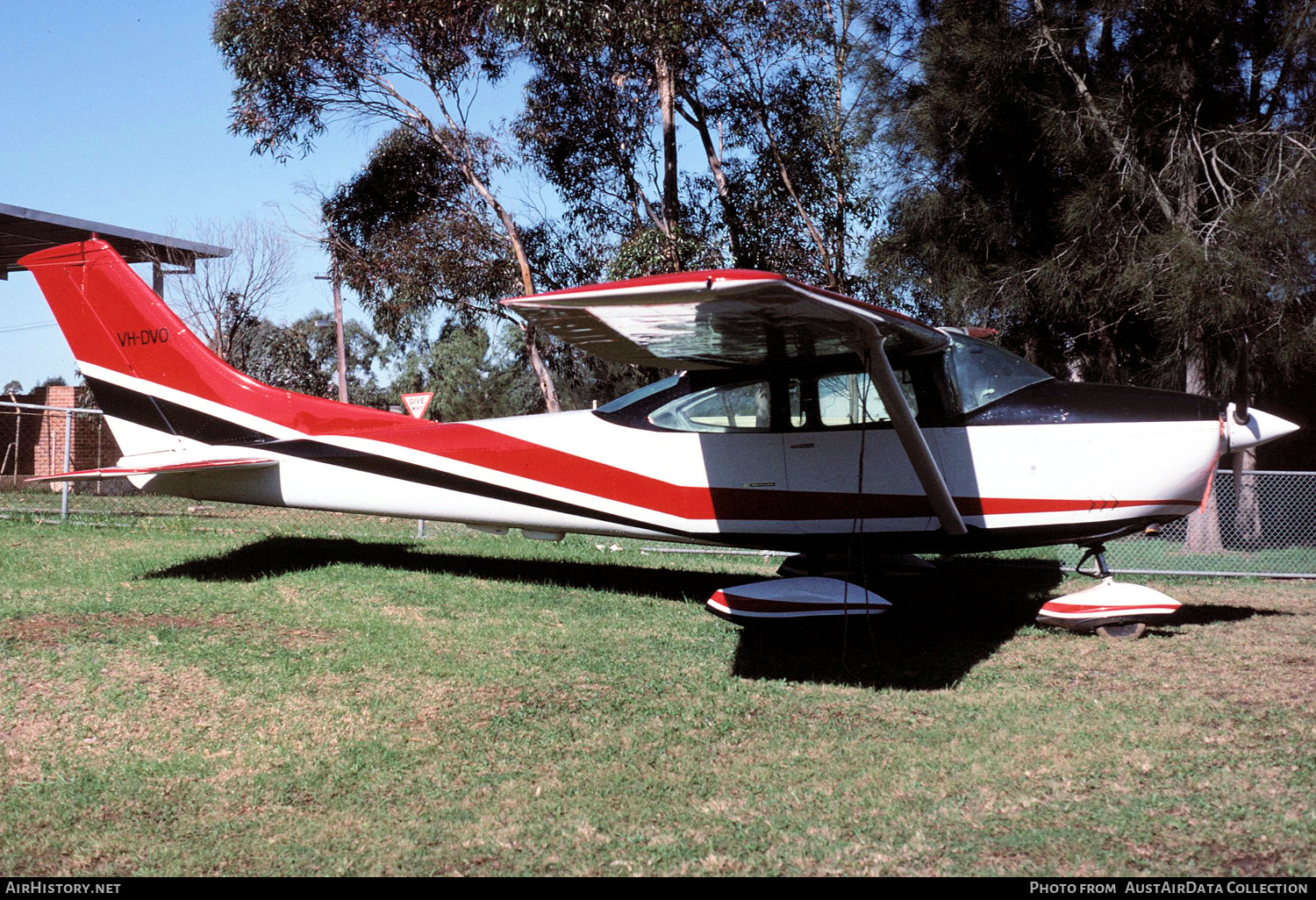 Aircraft Photo of VH-DVO | Cessna 182K Skylane | AirHistory.net #389184