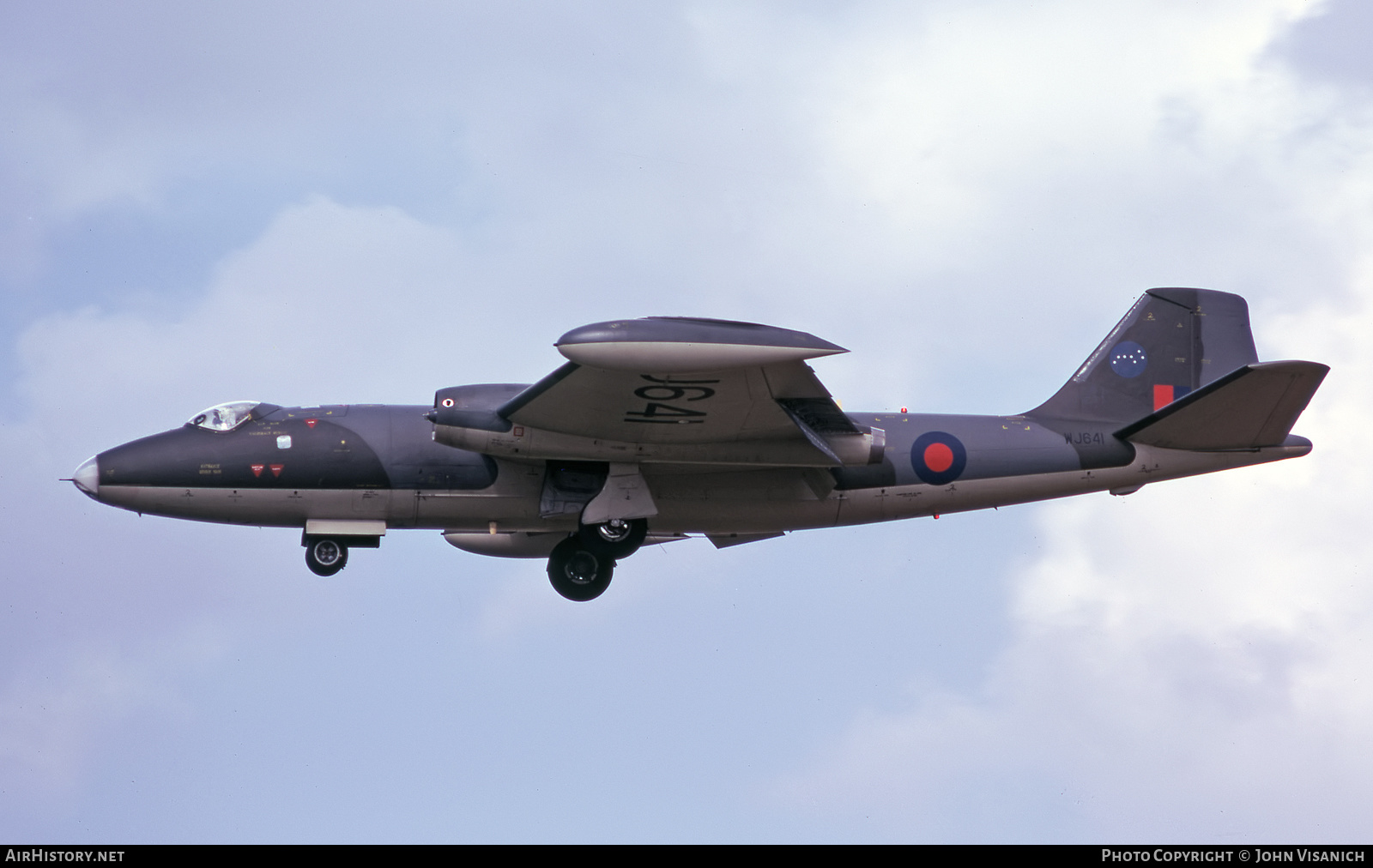 Aircraft Photo of WJ641 | English Electric Canberra B2 | UK - Air Force | AirHistory.net #389197