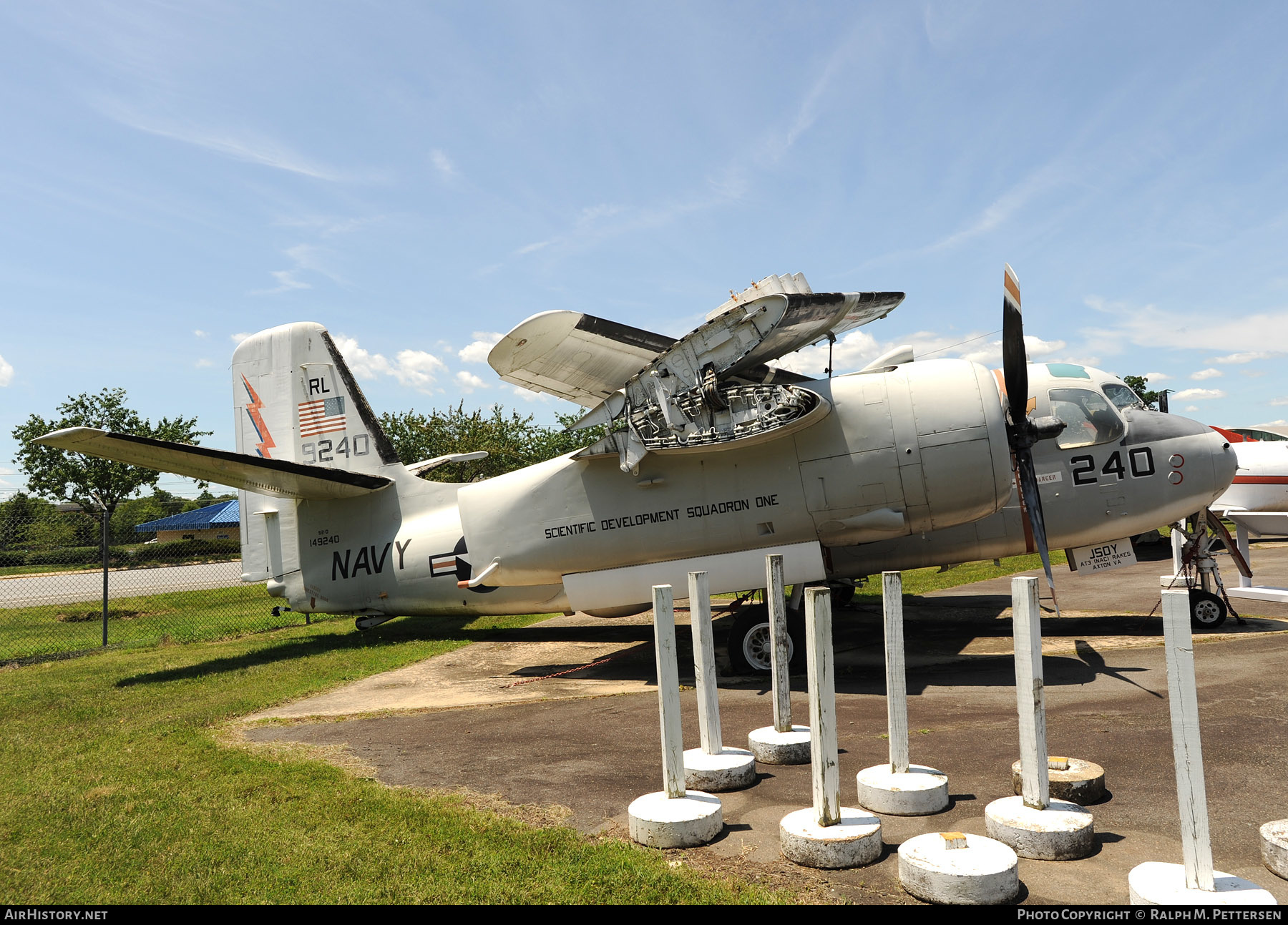 Aircraft Photo of 149240 | Grumman S2F-3 Tracker (G-121) | USA - Navy | AirHistory.net #389378