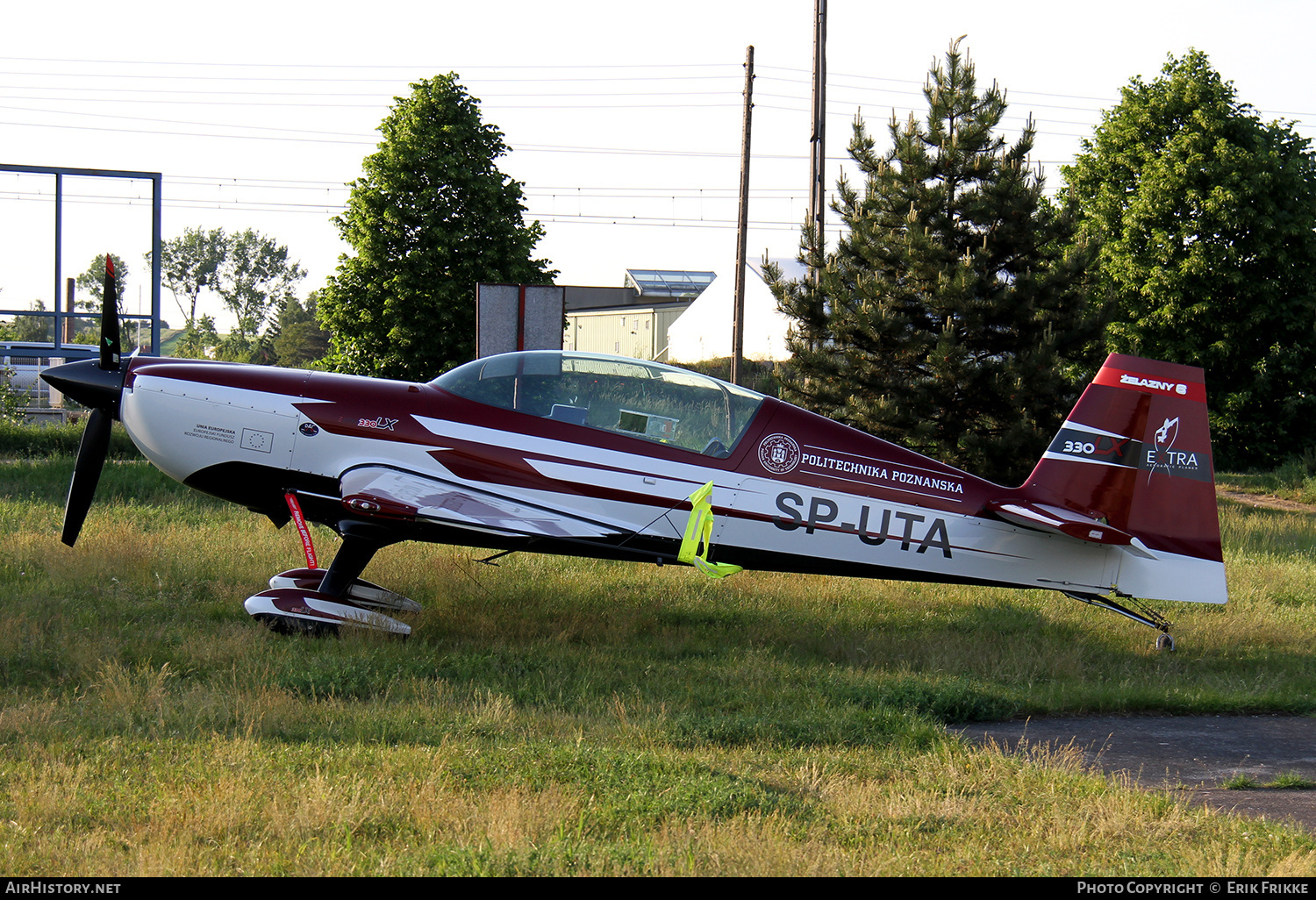 Aircraft Photo of SP-UTA | Extra EA-300LC | AirHistory.net #389381