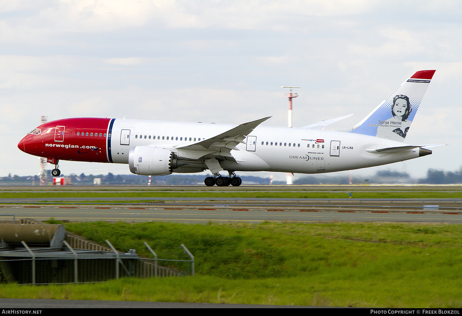 Aircraft Photo of LN-LNA | Boeing 787-8 Dreamliner | Norwegian | AirHistory.net #389390