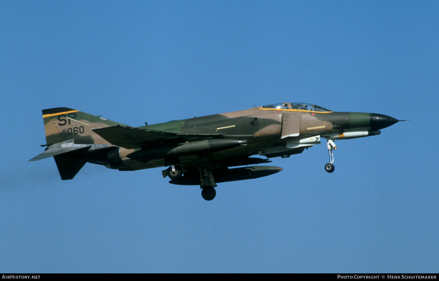 Aircraft Photo of 74-1060 / AF74-060 | McDonnell Douglas F-4E Phantom II | USA - Air Force | AirHistory.net #389548