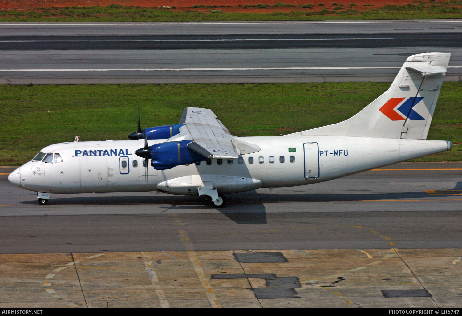 Aircraft Photo of PT-MFU | ATR ATR-42-300 | Pantanal Linhas Aéreas | AirHistory.net #389590