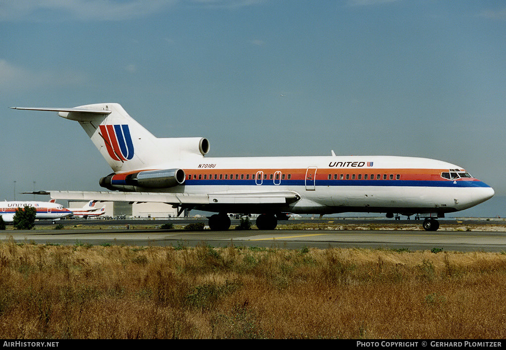 Aircraft Photo of N7018U | Boeing 727-22 | United Airlines | AirHistory.net #389595
