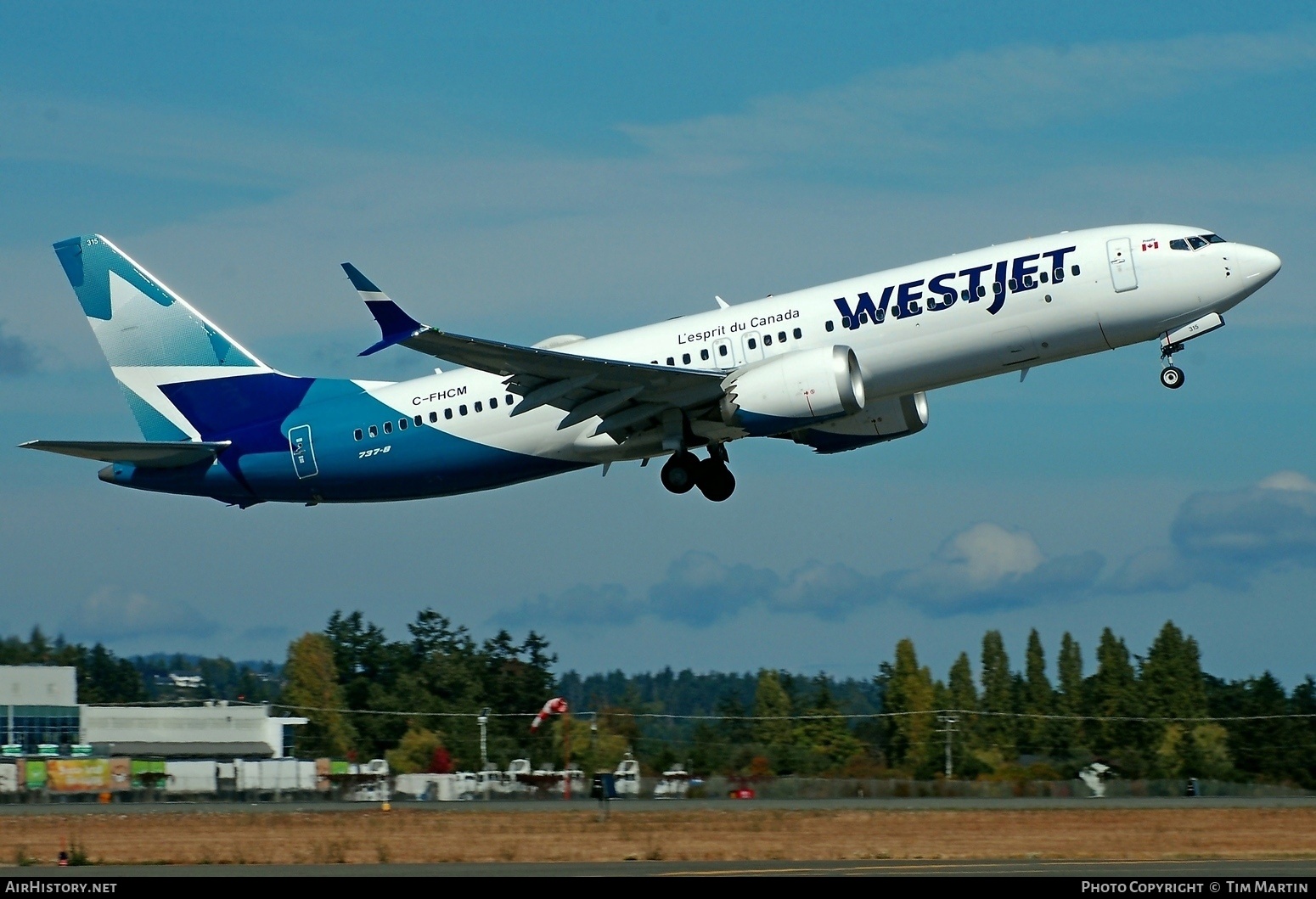 Aircraft Photo of C-FHCM | Boeing 737-8 Max 8 | WestJet | AirHistory.net #389625