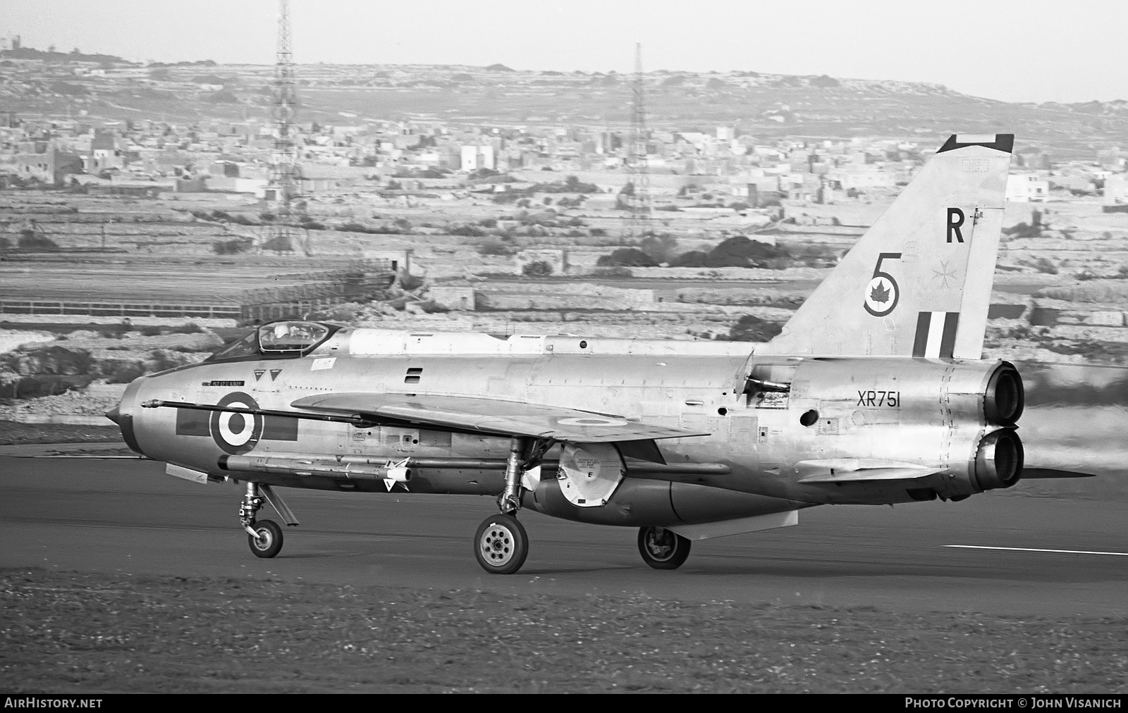 Aircraft Photo of XR751 | English Electric Lightning F3 | UK - Air Force | AirHistory.net #389645