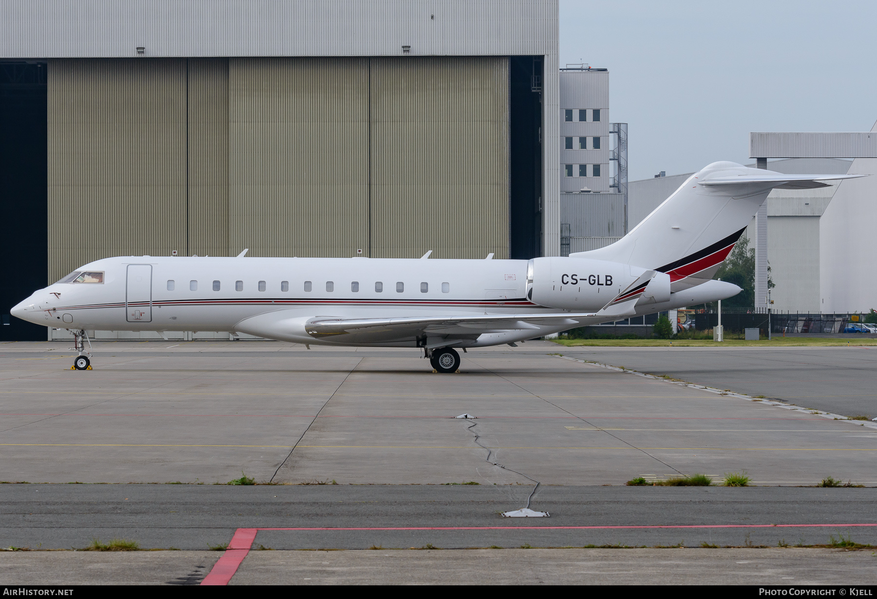 Aircraft Photo of CS-GLB | Bombardier Global 6000 (BD-700-1A10) | AirHistory.net #389647