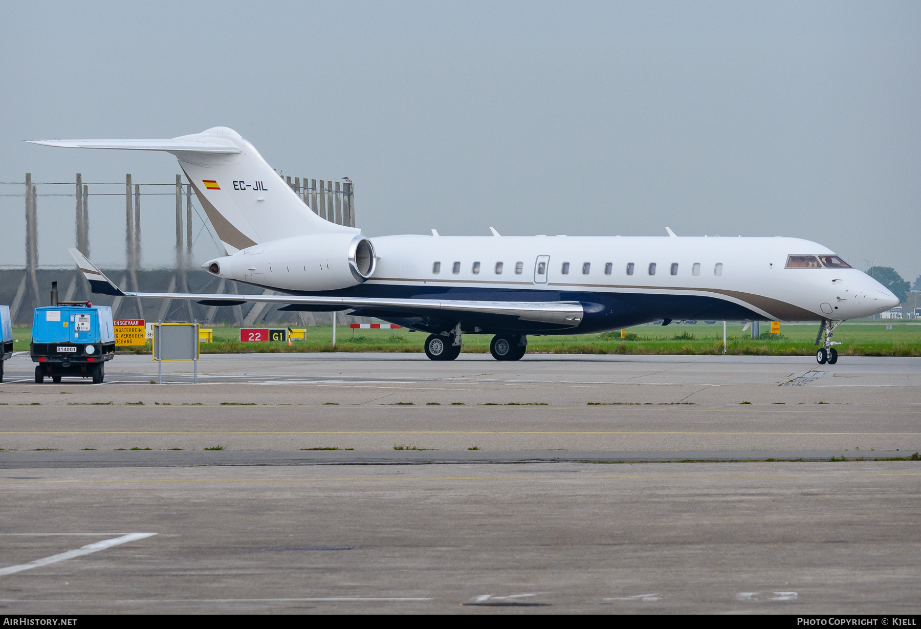Aircraft Photo of EC-JIL | Bombardier Global Express (BD-700-1A10) | AirHistory.net #389649