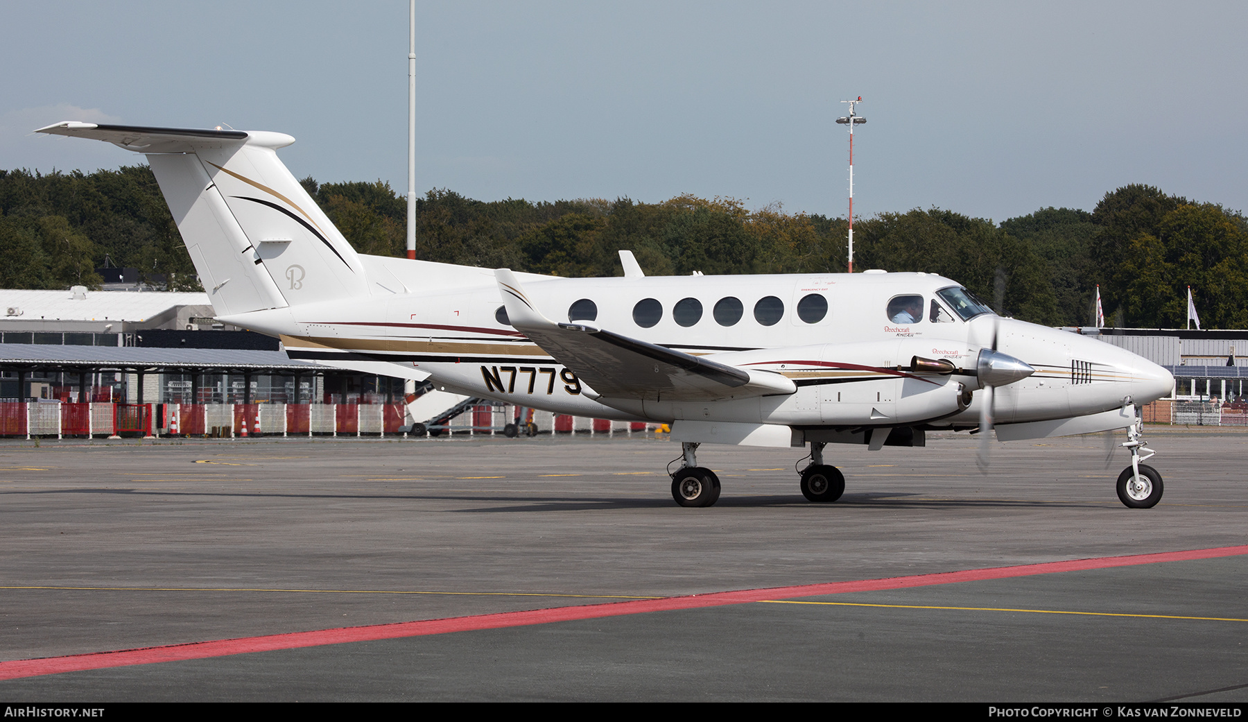 Aircraft Photo of N7779V | Raytheon B200 King Air | AirHistory.net #389654