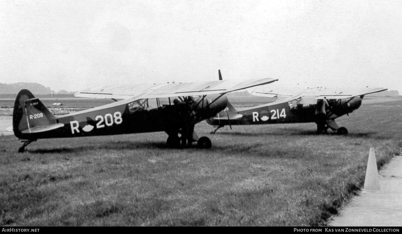 Aircraft Photo of R-208 | Piper L-21A Super Cub | Netherlands - Air Force | AirHistory.net #389770
