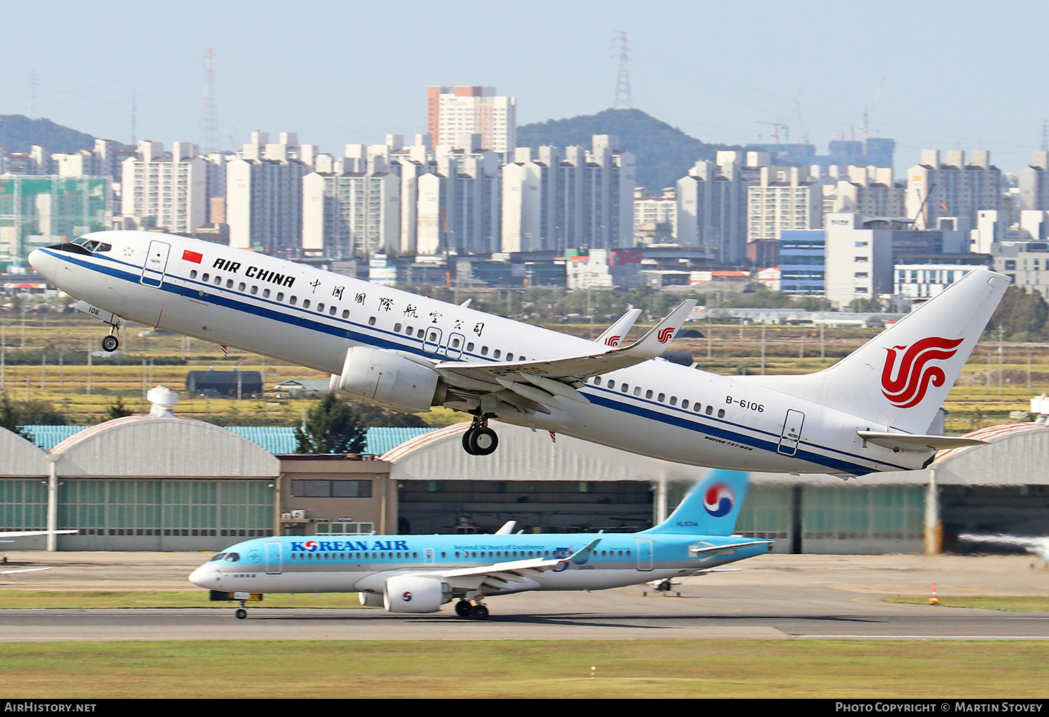 Aircraft Photo of B-6106 | Boeing 737-89L | Air China | AirHistory.net #389789