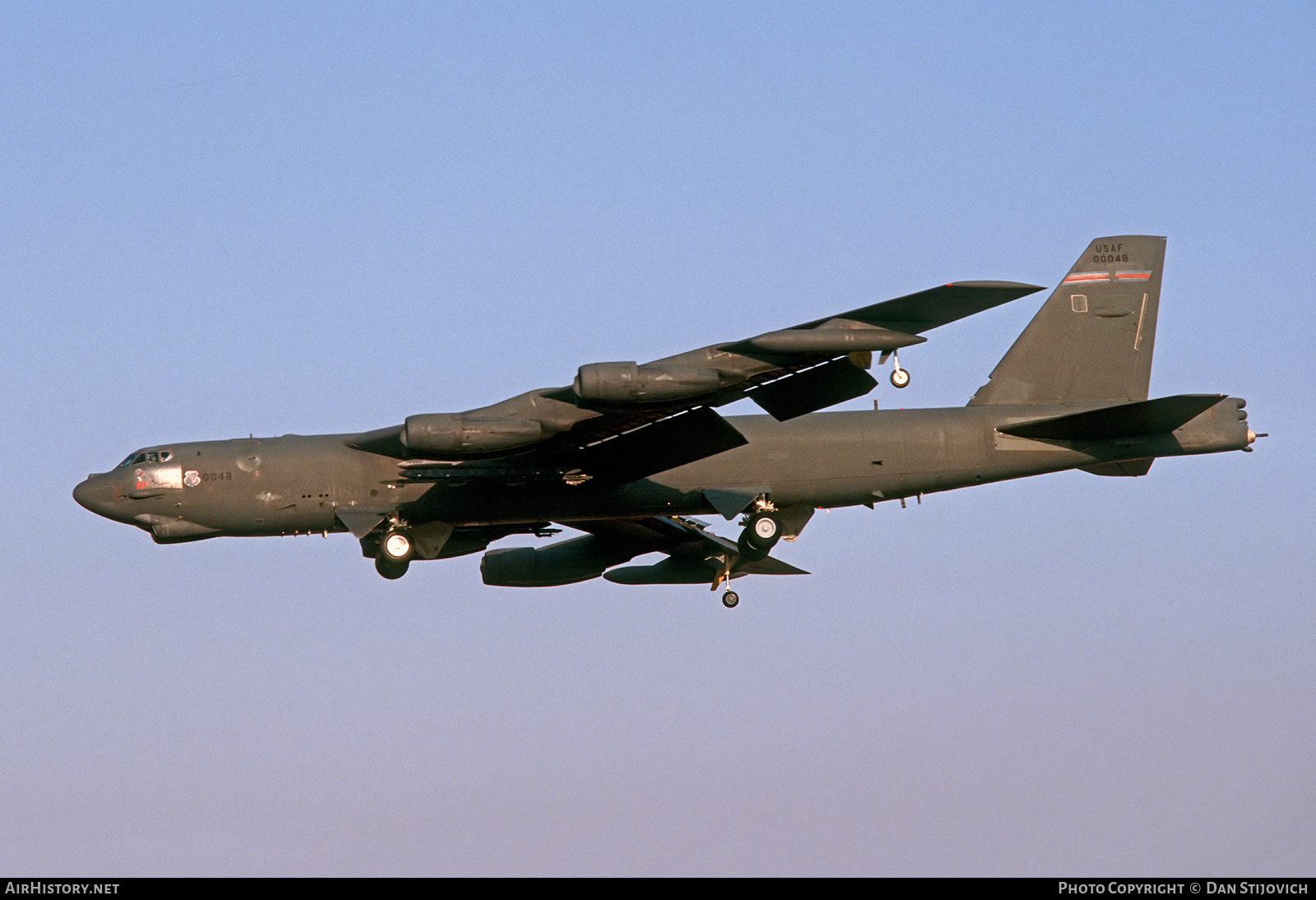Aircraft Photo of 60-0048 / 00048 | Boeing B-52H Stratofortress | USA - Air Force | AirHistory.net #389839