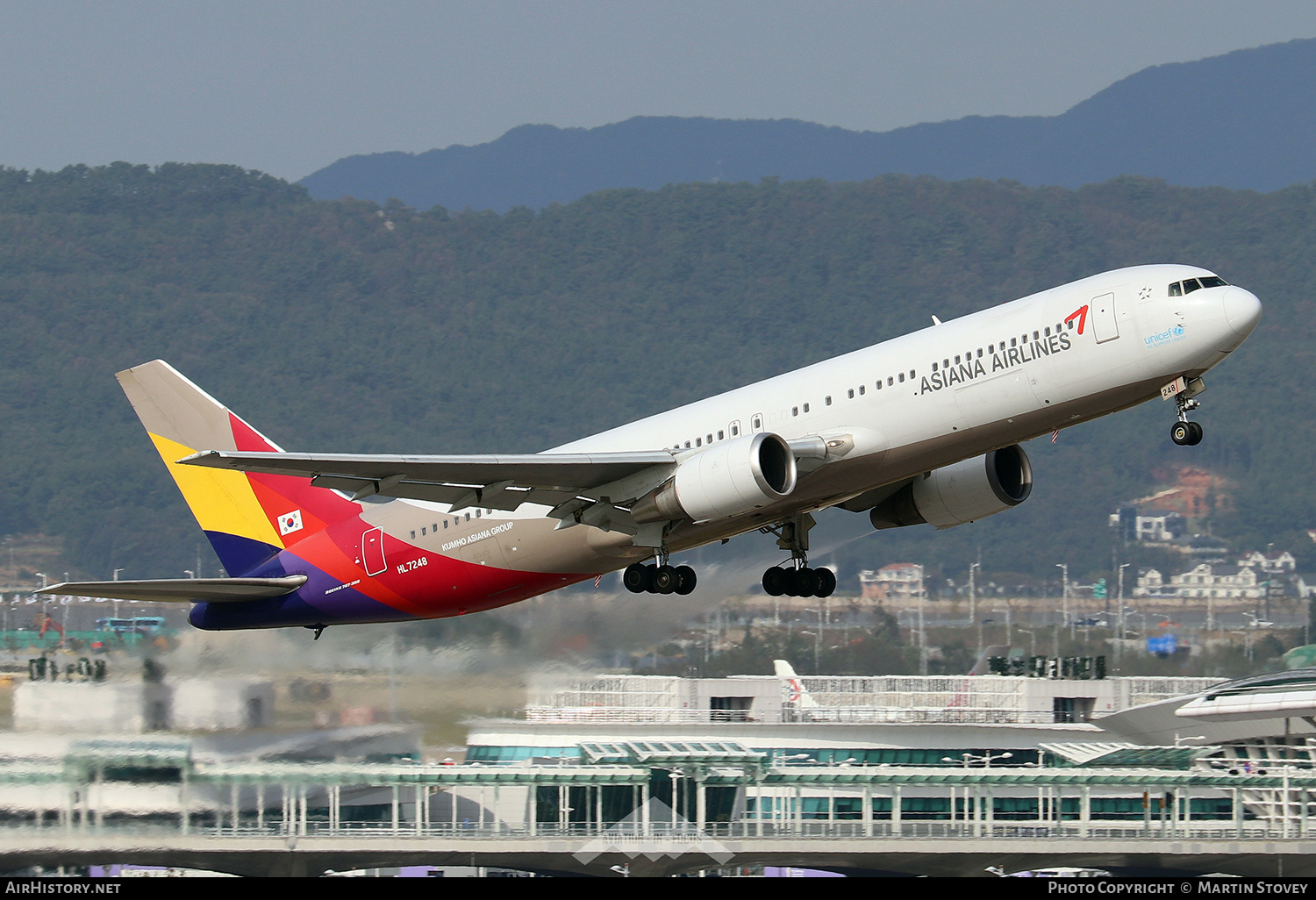 Aircraft Photo of HL7248 | Boeing 767-38E | Asiana Airlines | AirHistory.net #390014