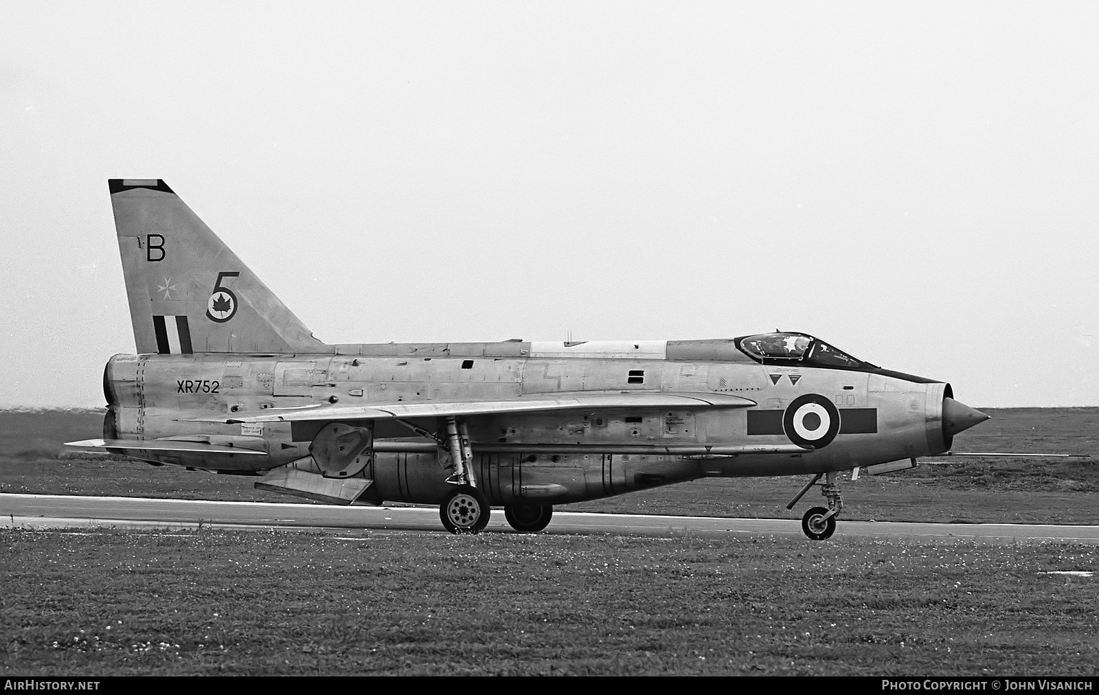 Aircraft Photo of XR752 | English Electric Lightning F6 | UK - Air Force | AirHistory.net #390076
