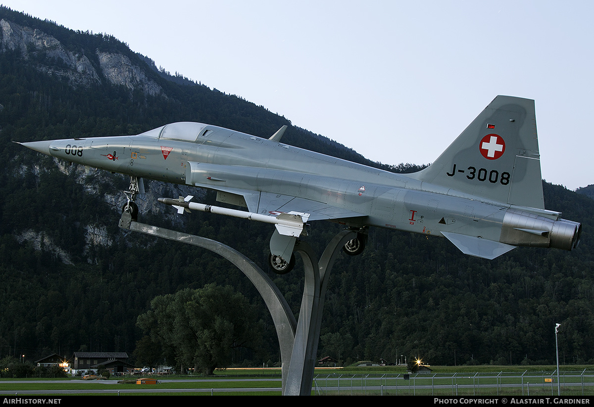 Aircraft Photo of J-3008 | Northrop F-5E Tiger II | Switzerland - Air Force | AirHistory.net #390089
