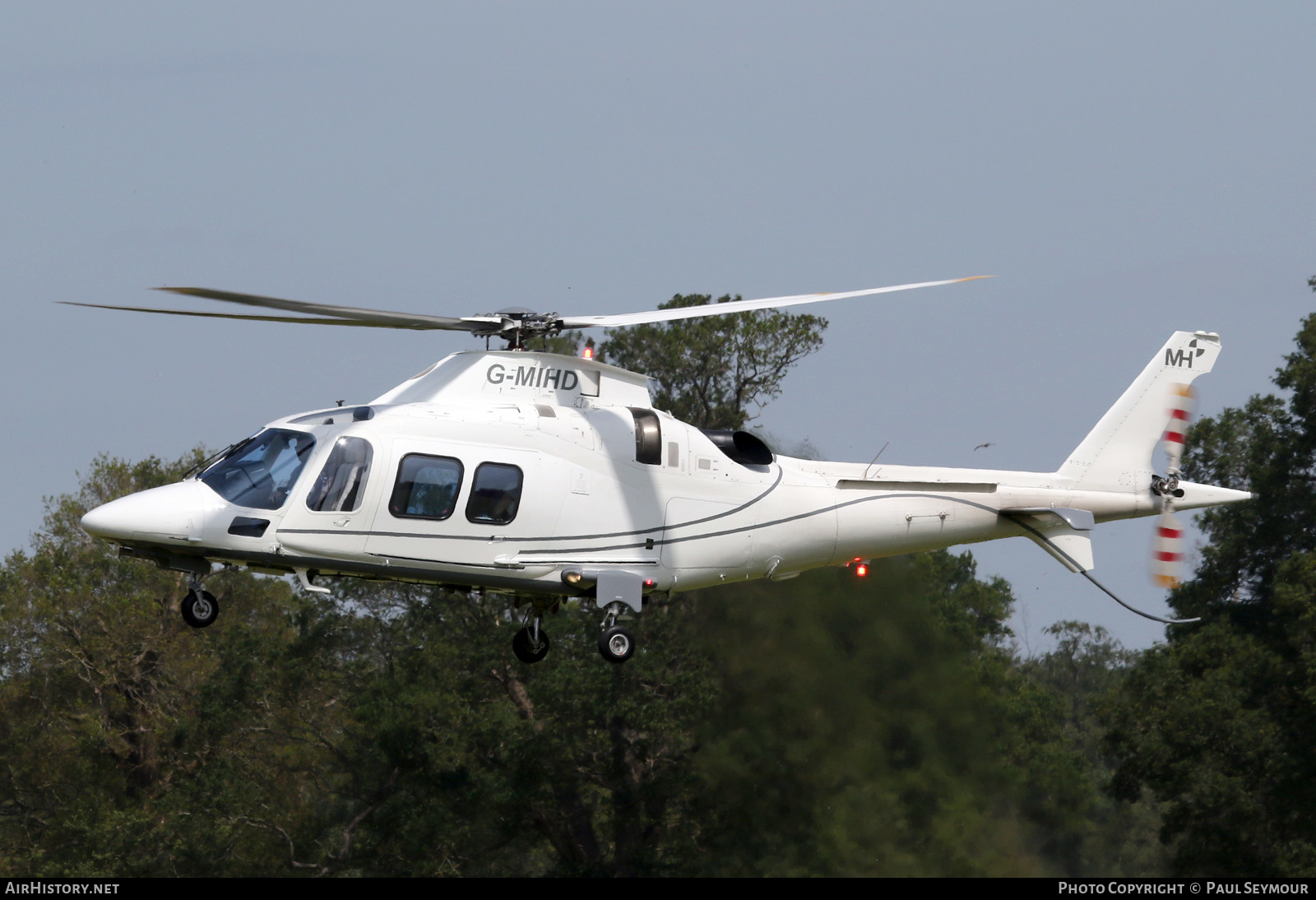 Aircraft Photo of G-MIHD | Agusta A-109S Grand | AirHistory.net #390110